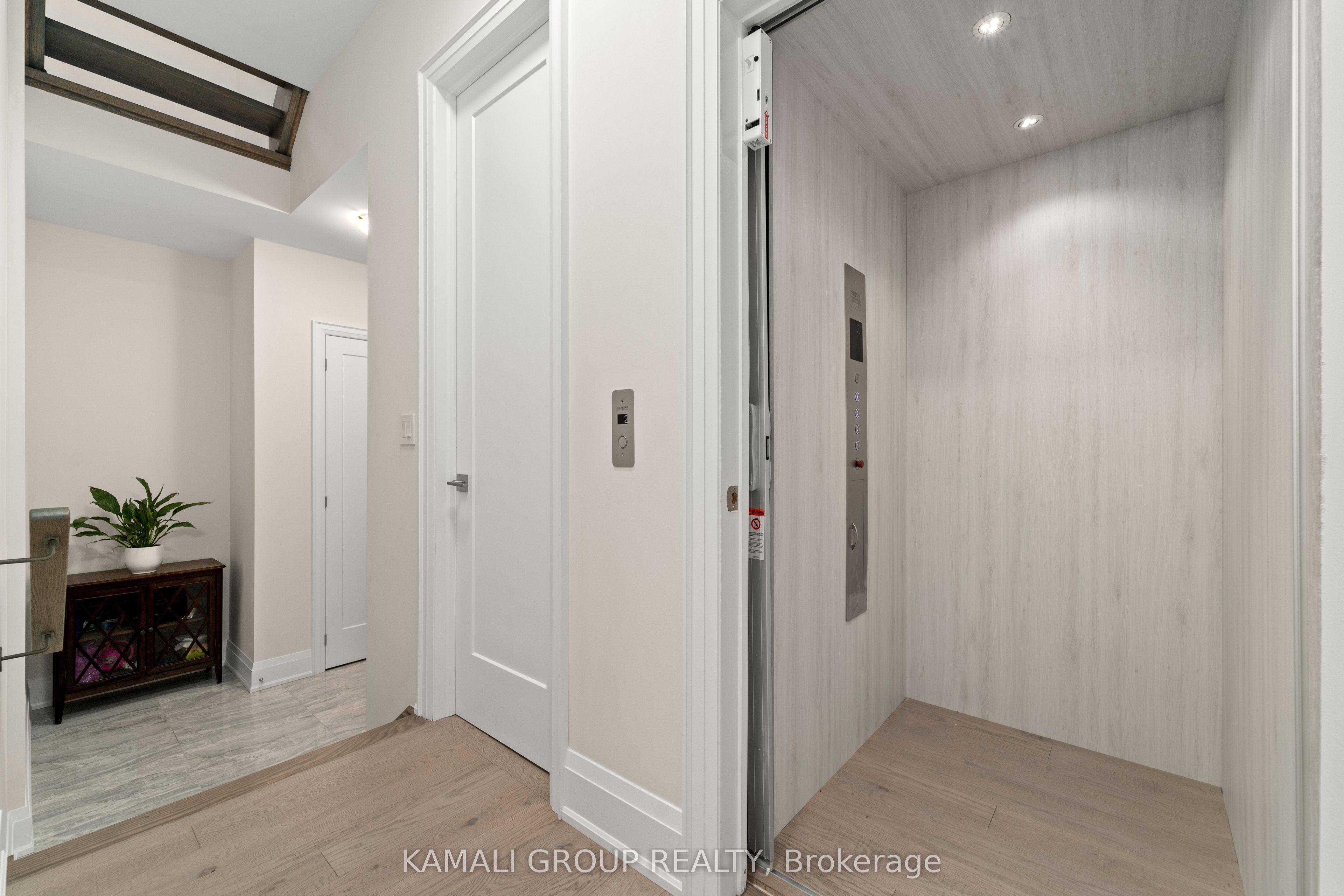 121 Milky Way Drive Property Photo 22