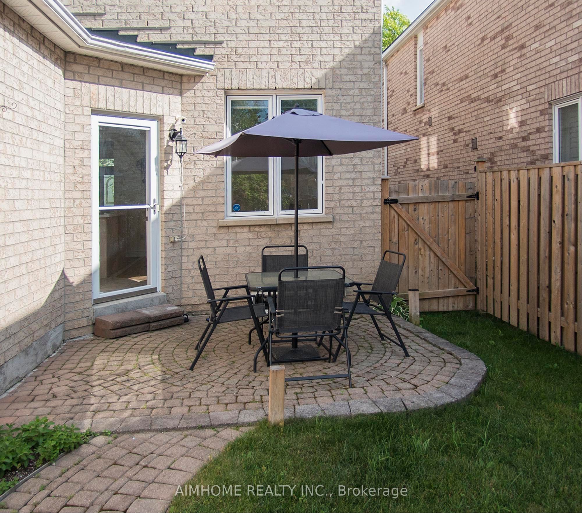 118 Emery Hill Boulevard Property Photo 16