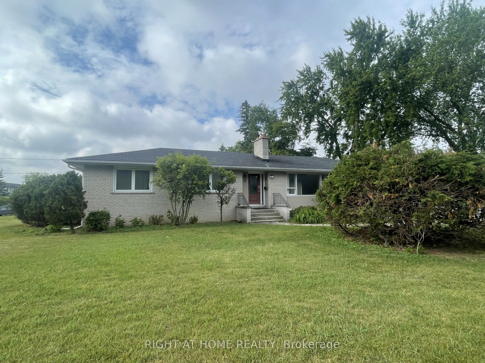 28 Jonquil Cres Property Photo 1