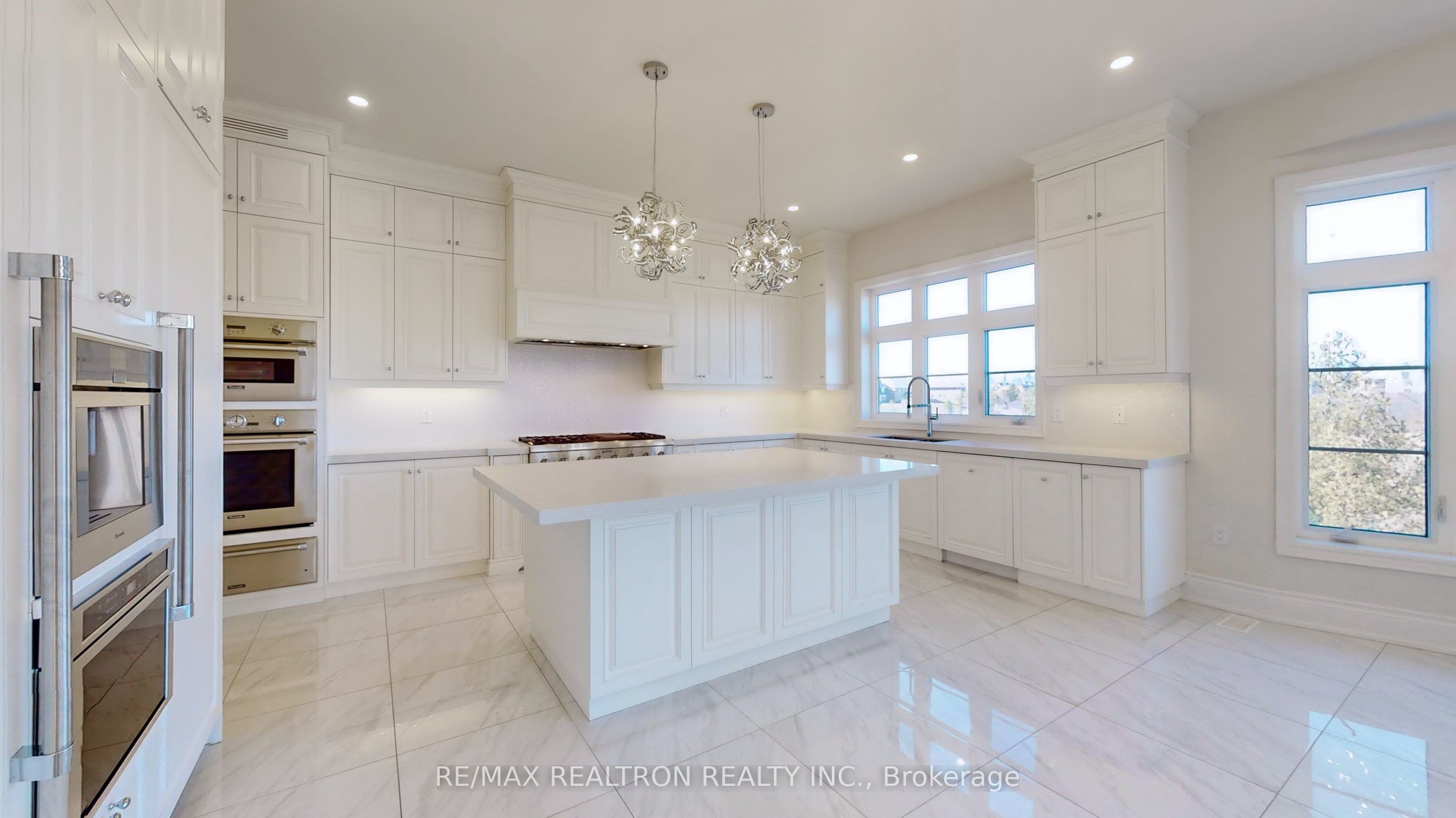 52 Rolling Green Court Property Photo 17