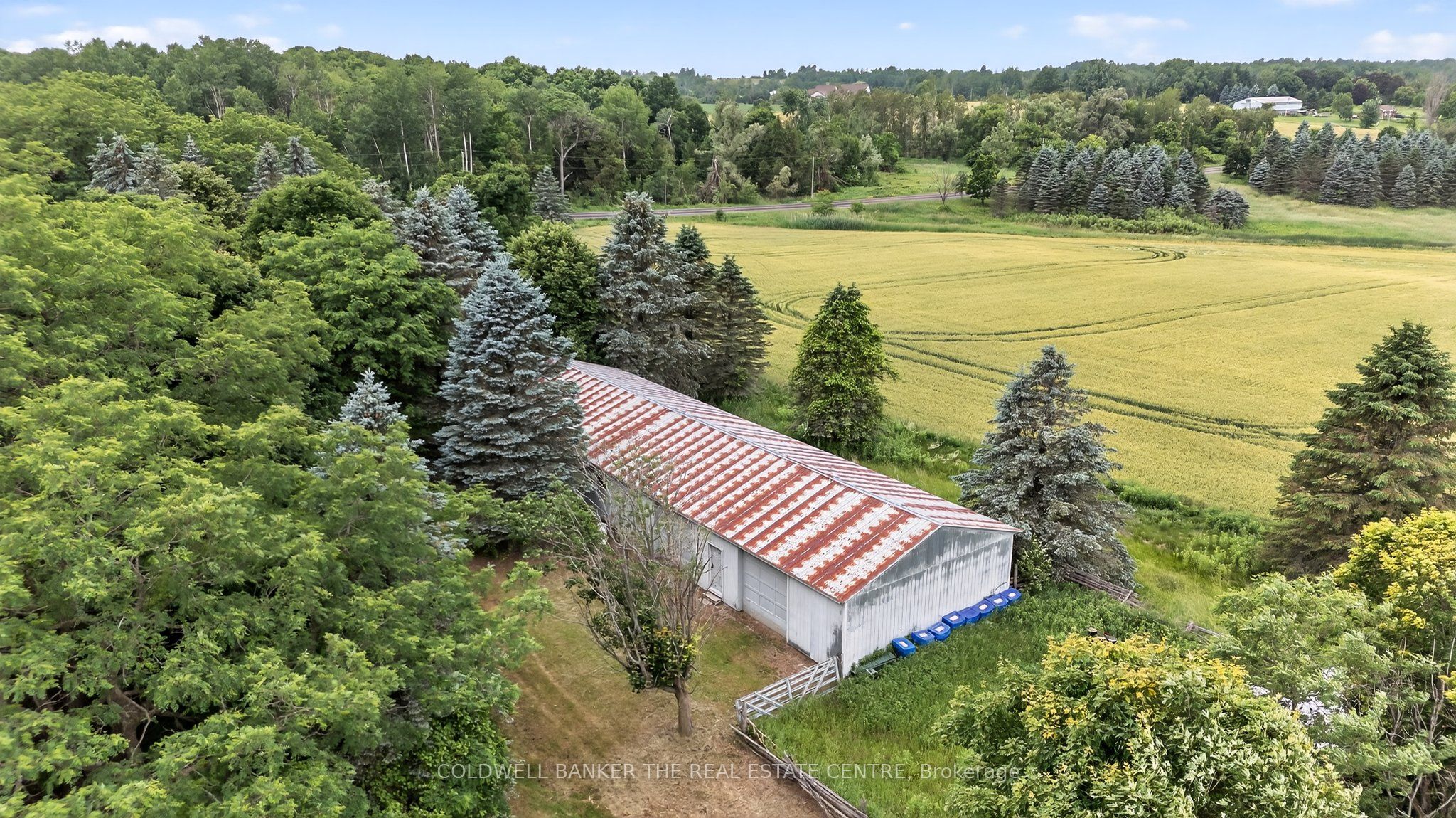 21151 Warden Avenue Property Photo 14