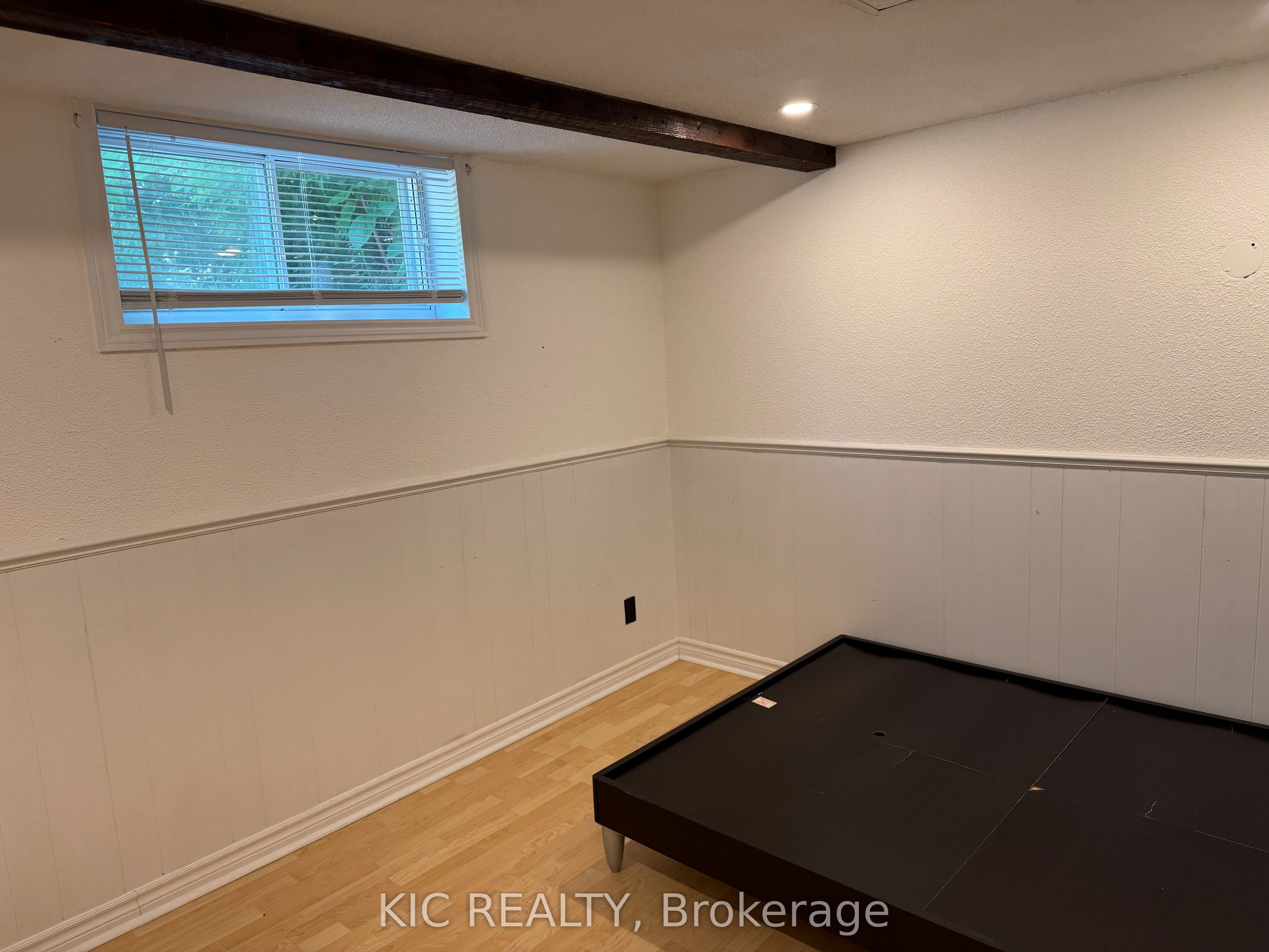 105 S Yongehurst Road Property Photo 11