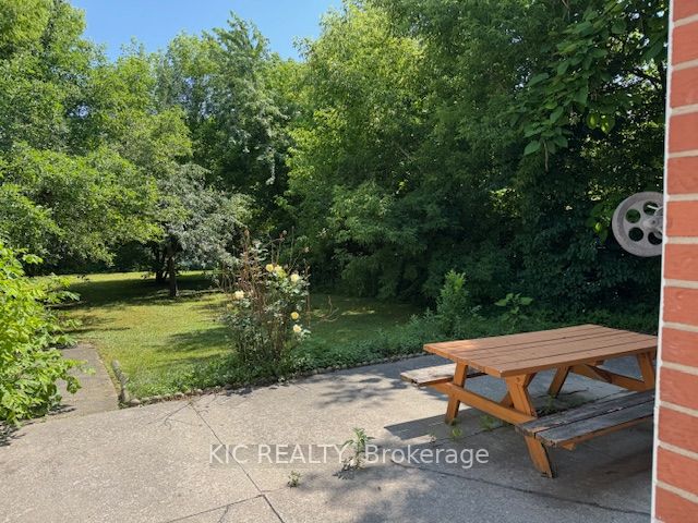 105 S Yongehurst Road Property Photo 13