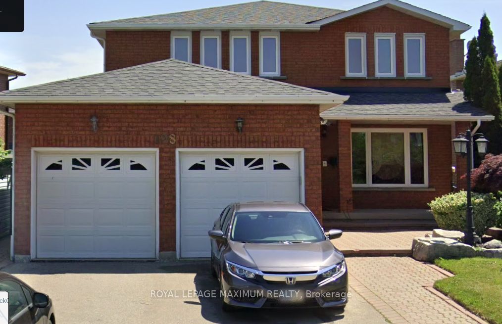 198 Clover Leaf Street Property Photo 1