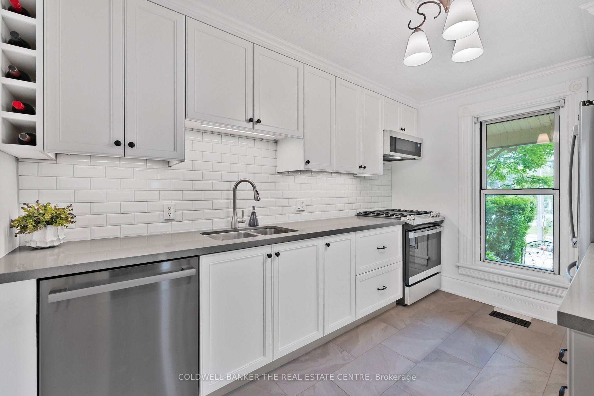 411 Millard Avenue Property Photo 11