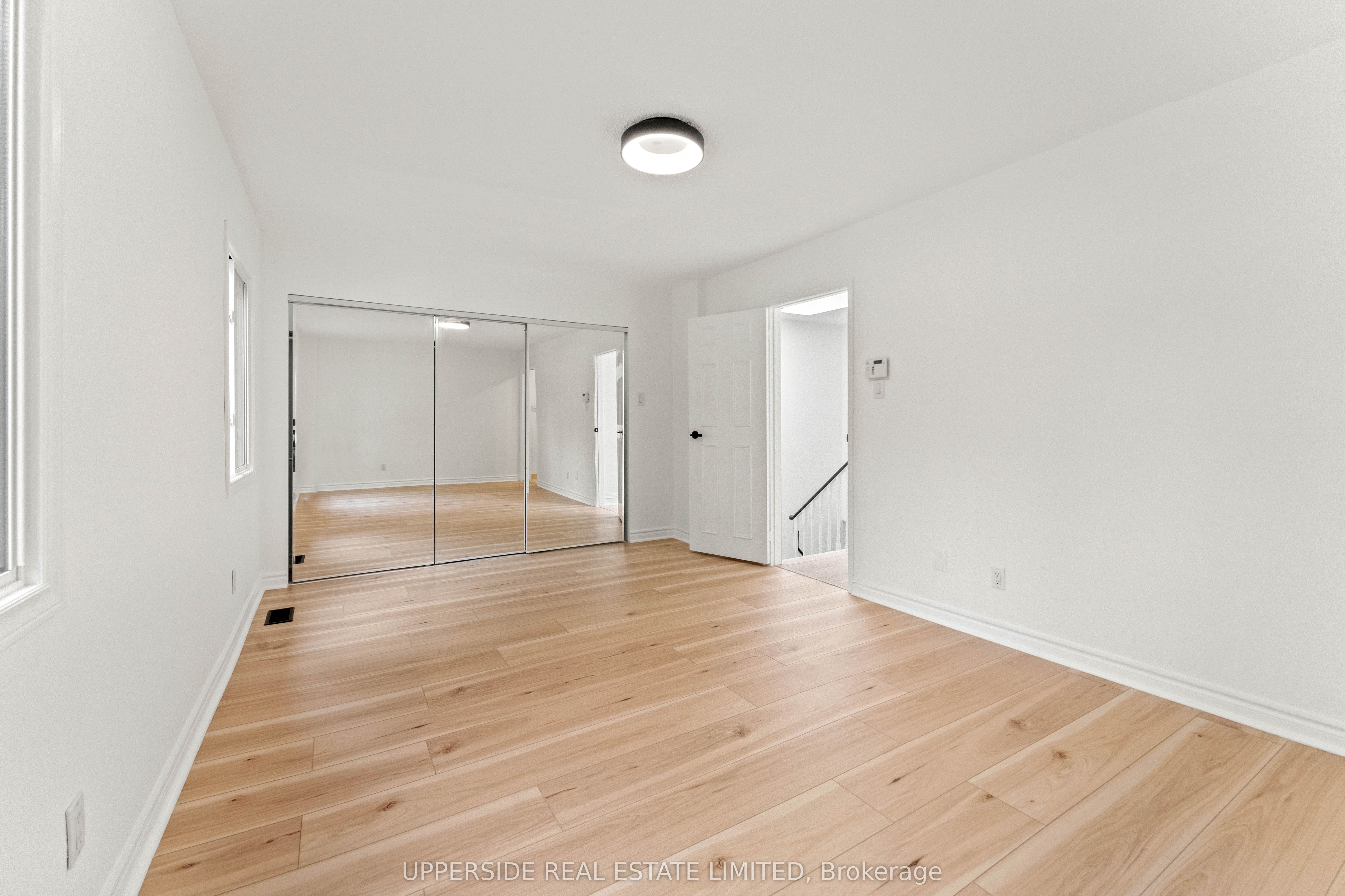 55 Thornbury Circle Property Photo 26