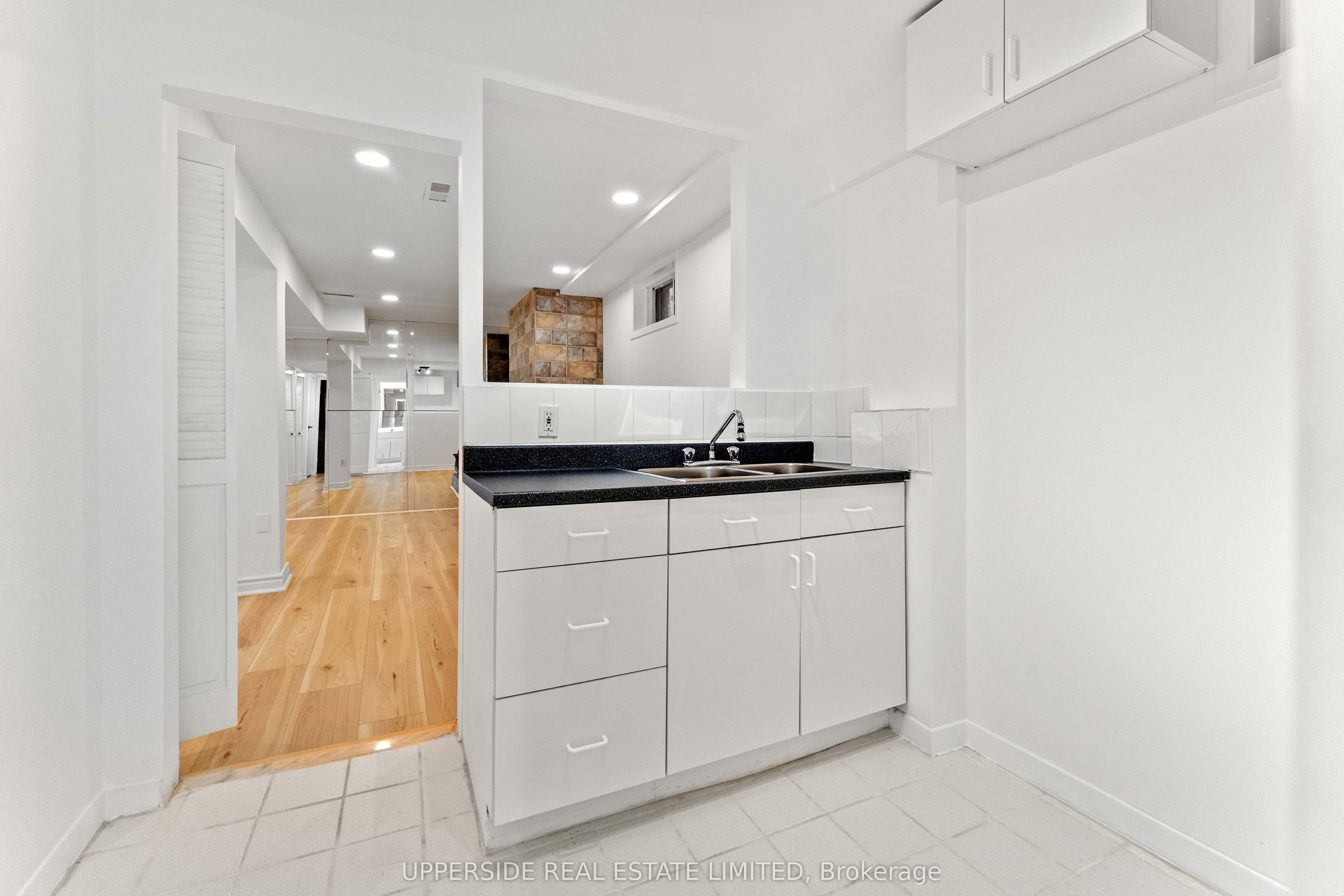 55 Thornbury Circle Property Photo 33