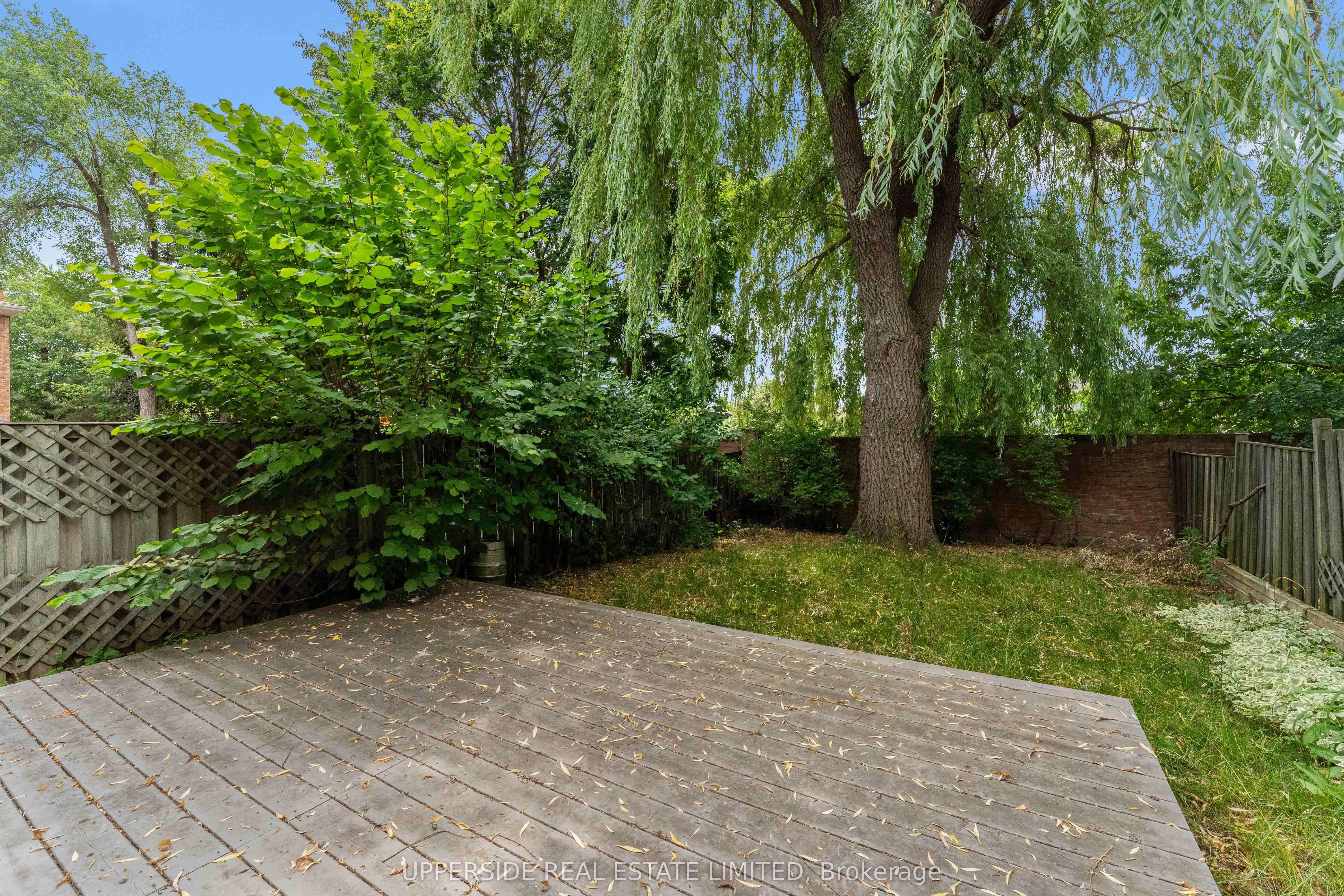 55 Thornbury Circle Property Photo 36