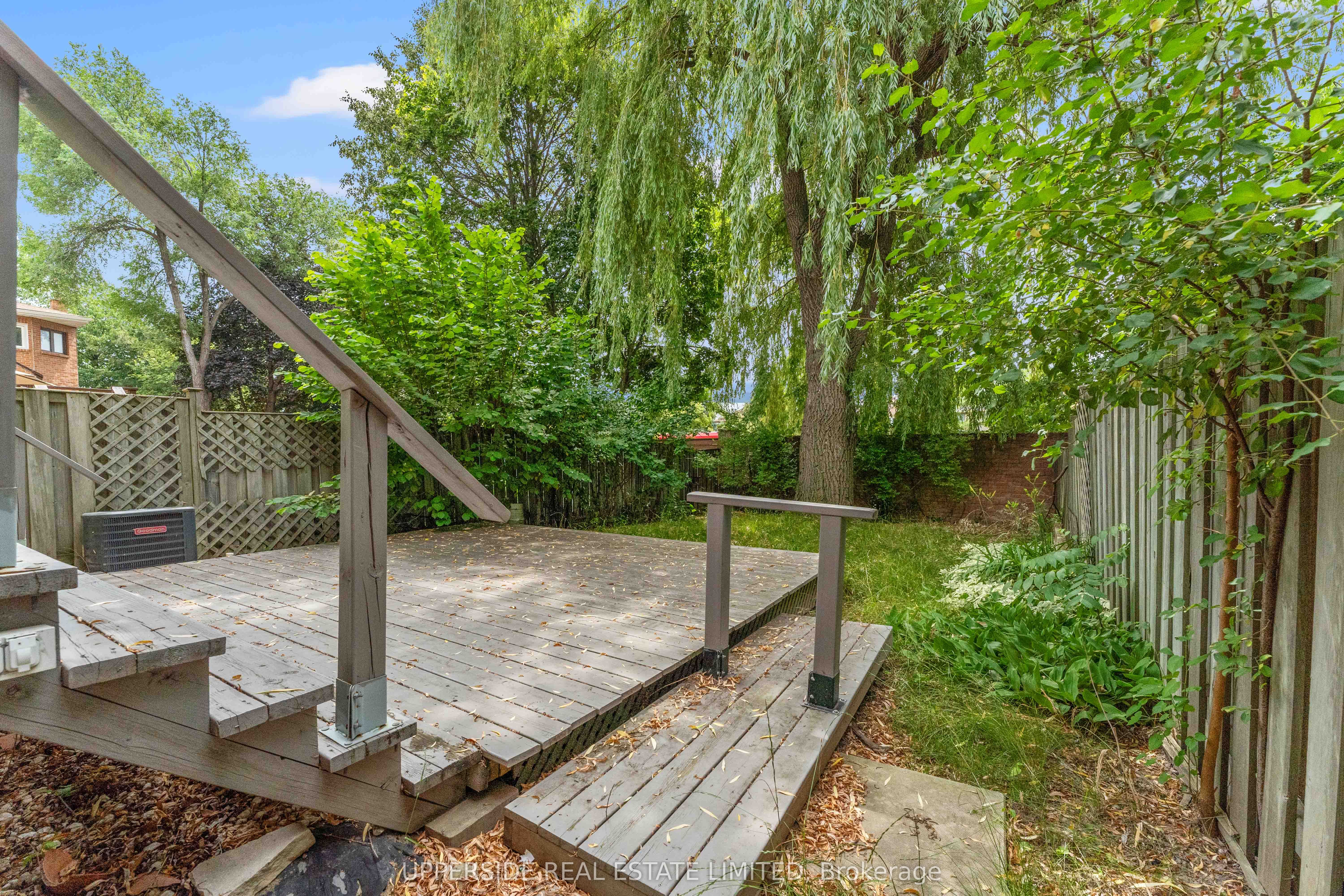 55 Thornbury Circle Property Photo 39