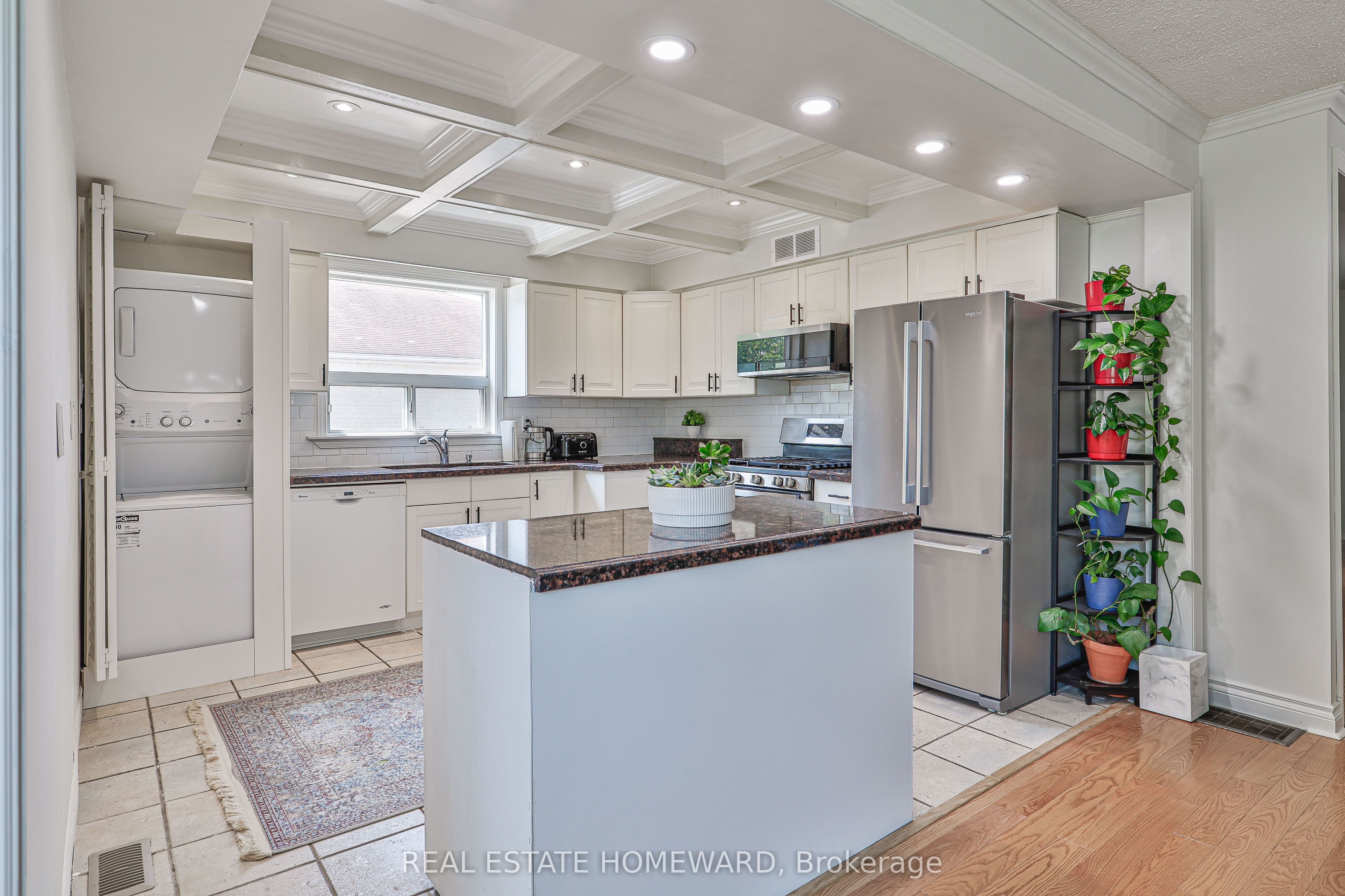 220 Neal Drive Property Photo 14