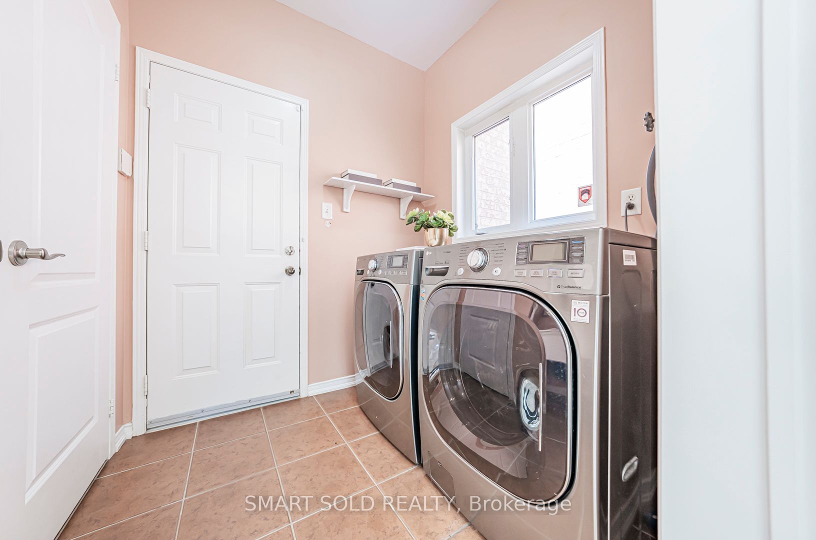 43 Rollinghill Road Property Photo 25