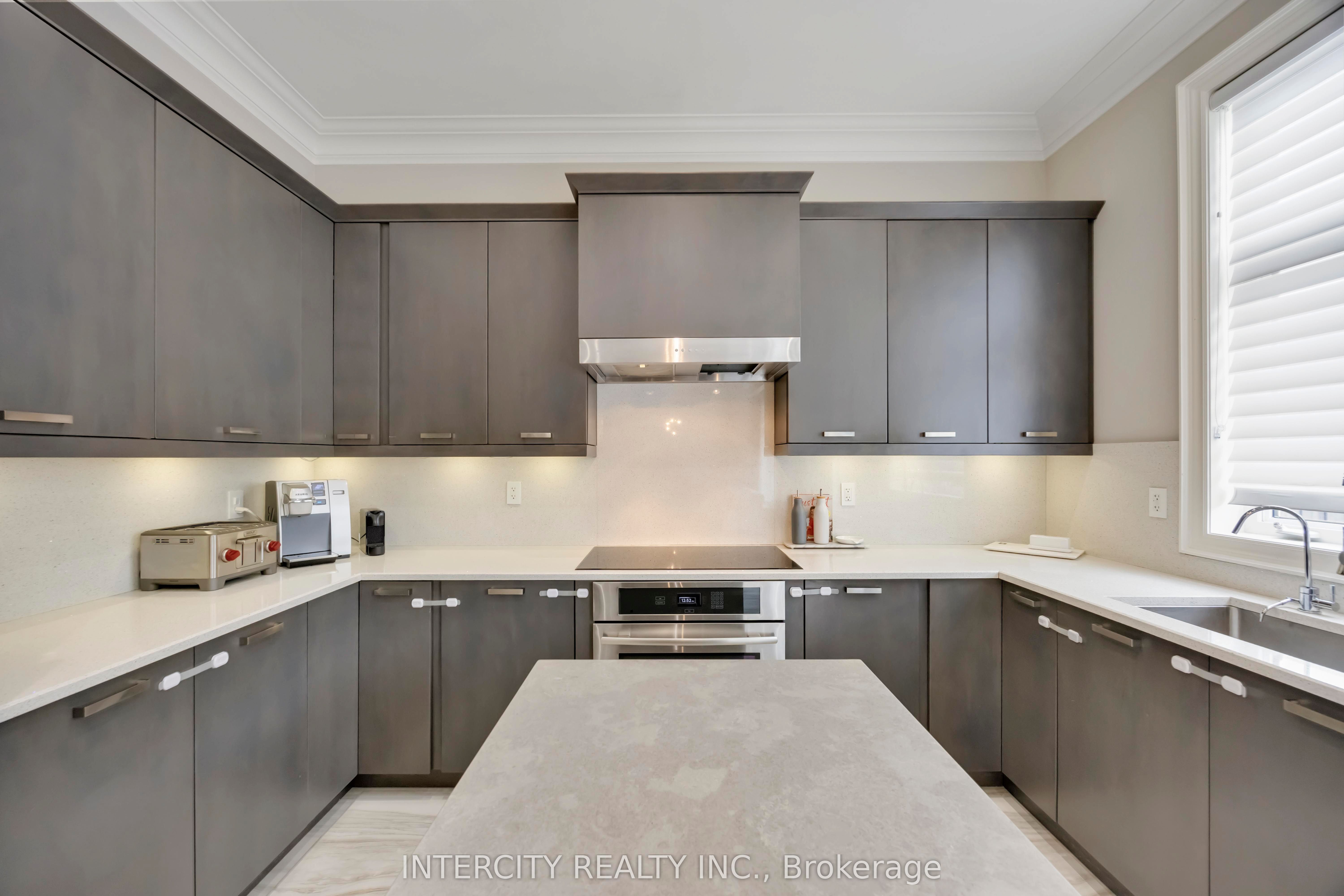 40 Garyscholl Road Property Photo 4