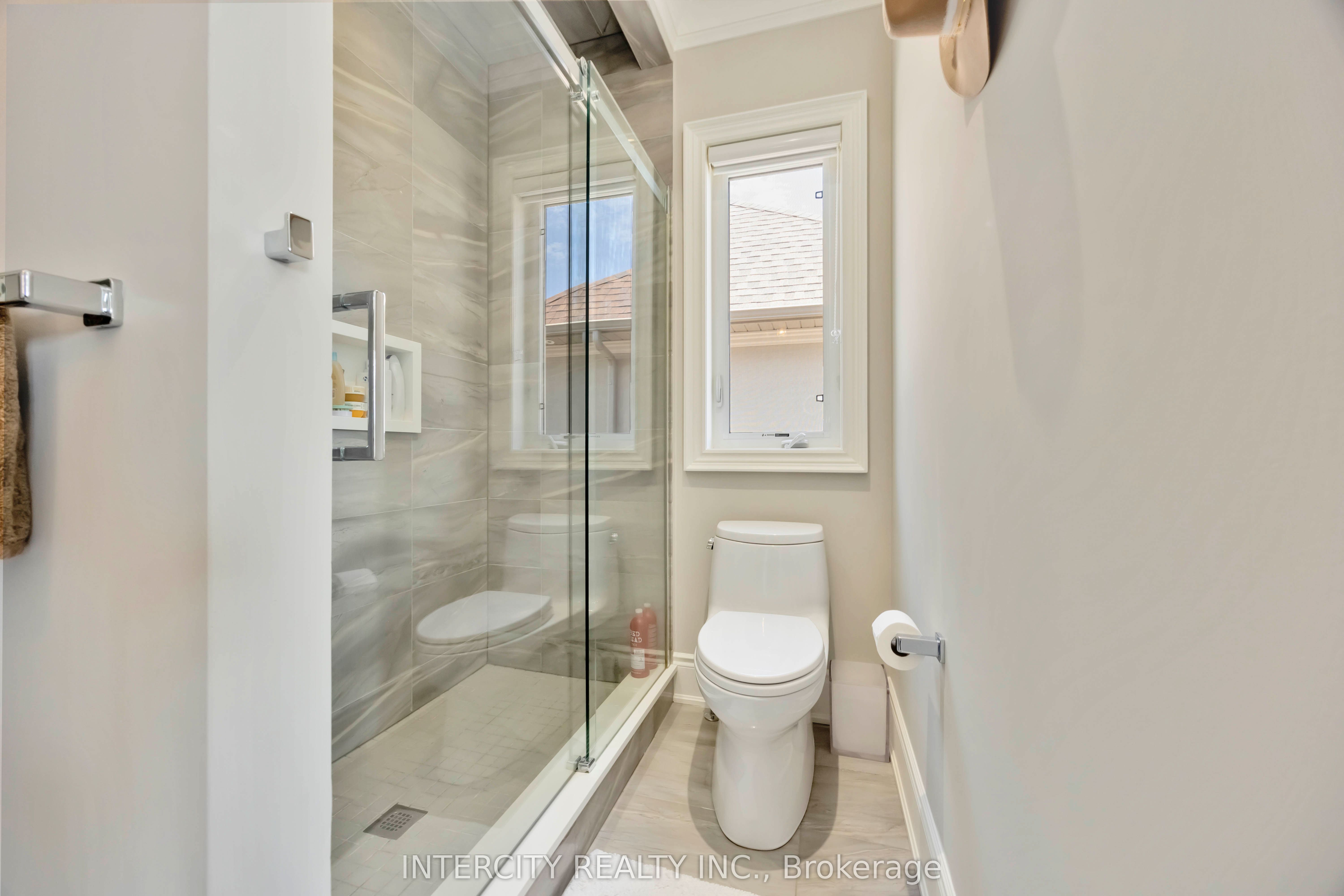 40 Garyscholl Road Property Photo 28