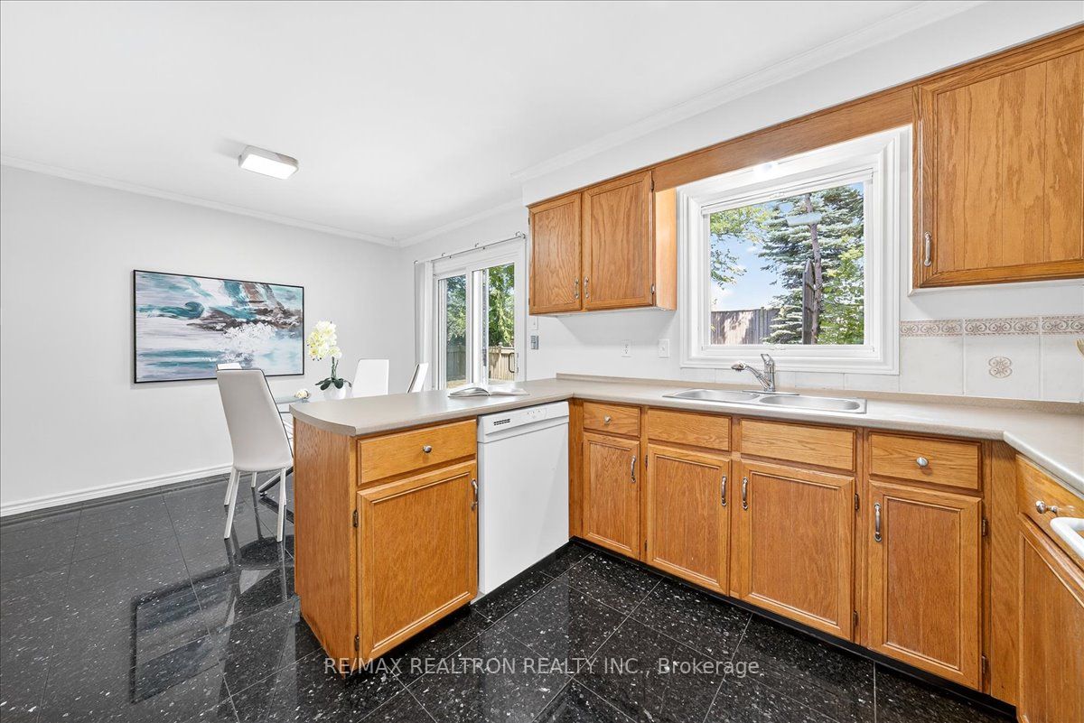 29 Westbourne Court Property Photo 20
