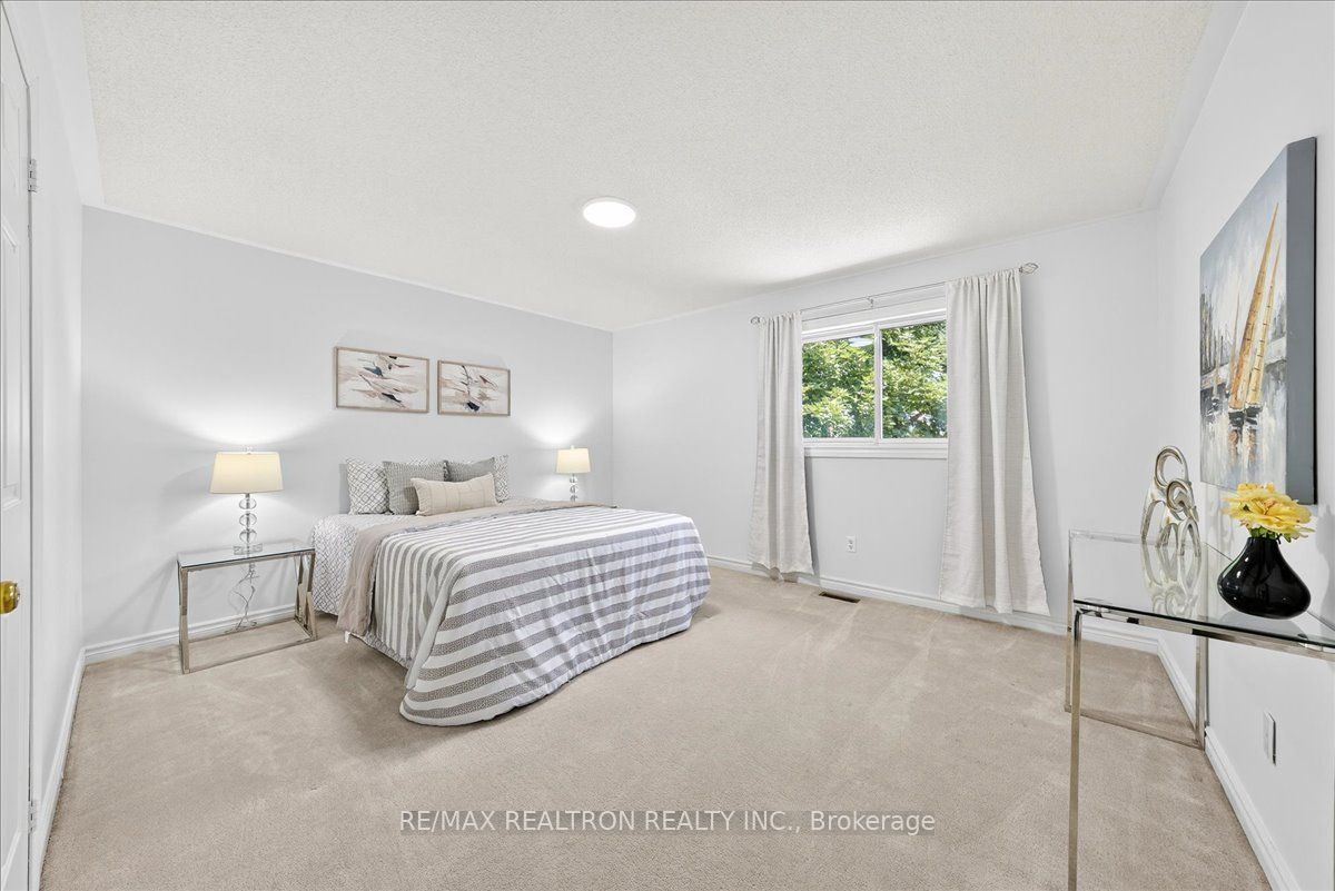 29 Westbourne Court Property Photo 38