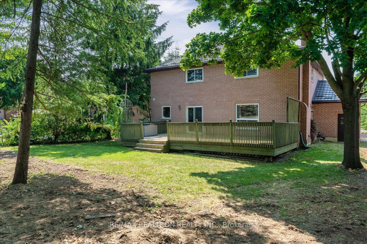 29 Westbourne Court Property Photo 47