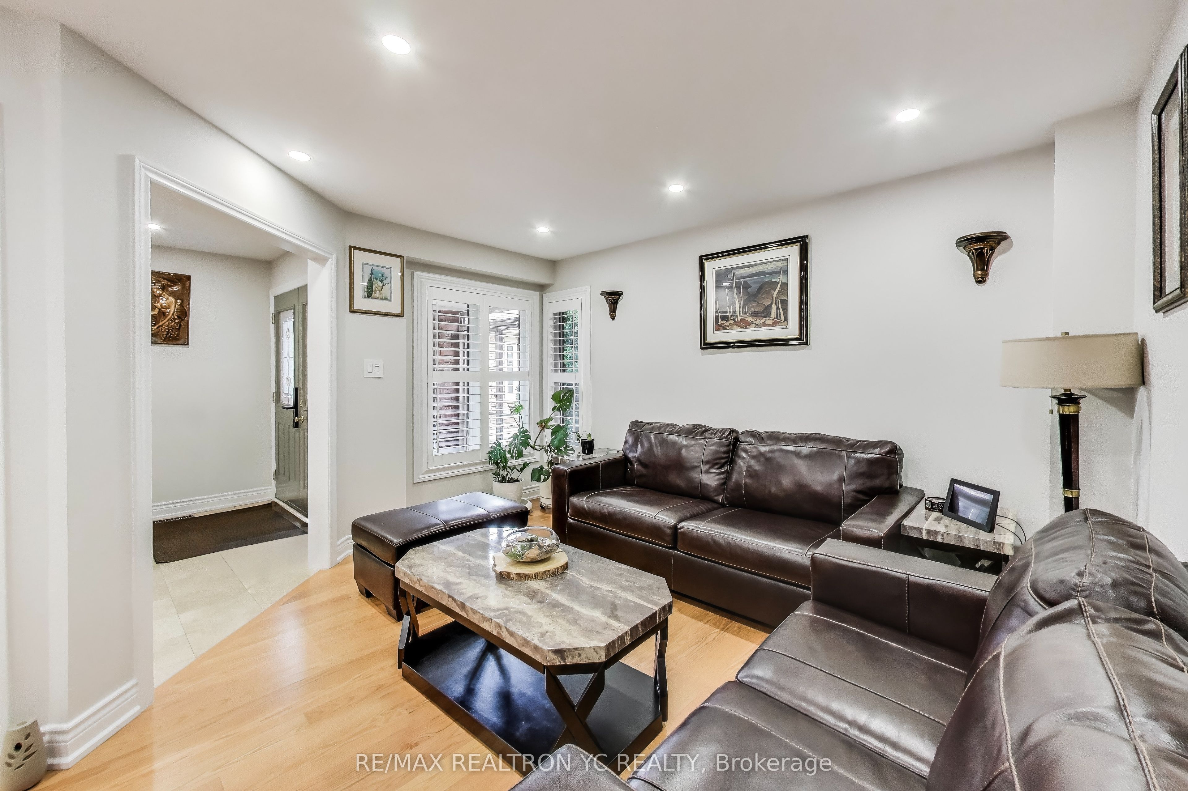 28 Elmpark Court Property Photo 11