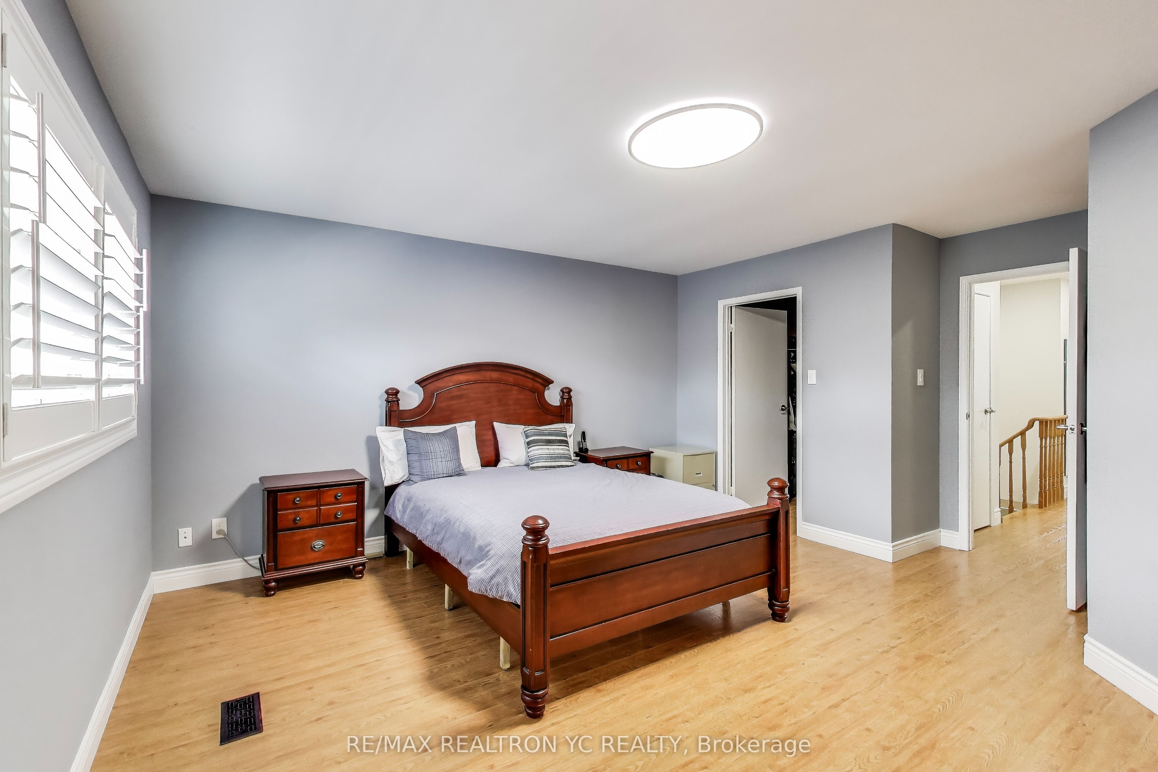 28 Elmpark Court Property Photo 19