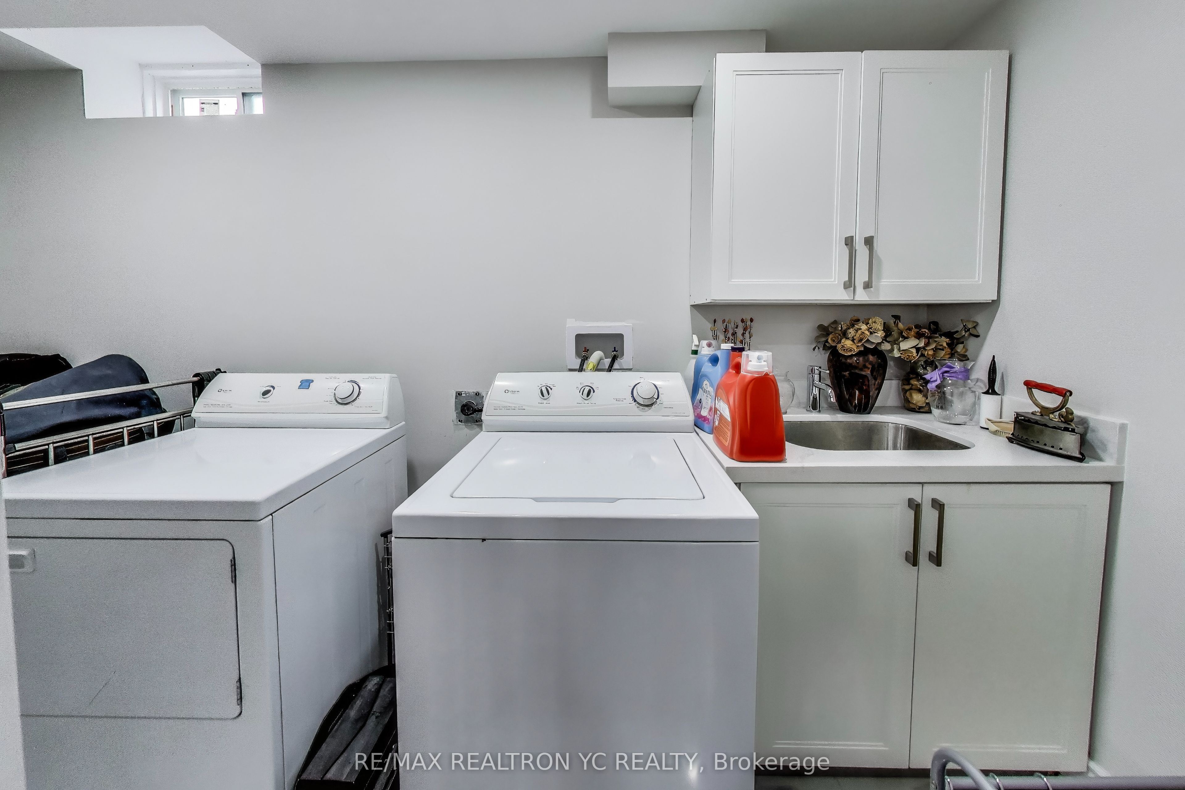 28 Elmpark Court Property Photo 36
