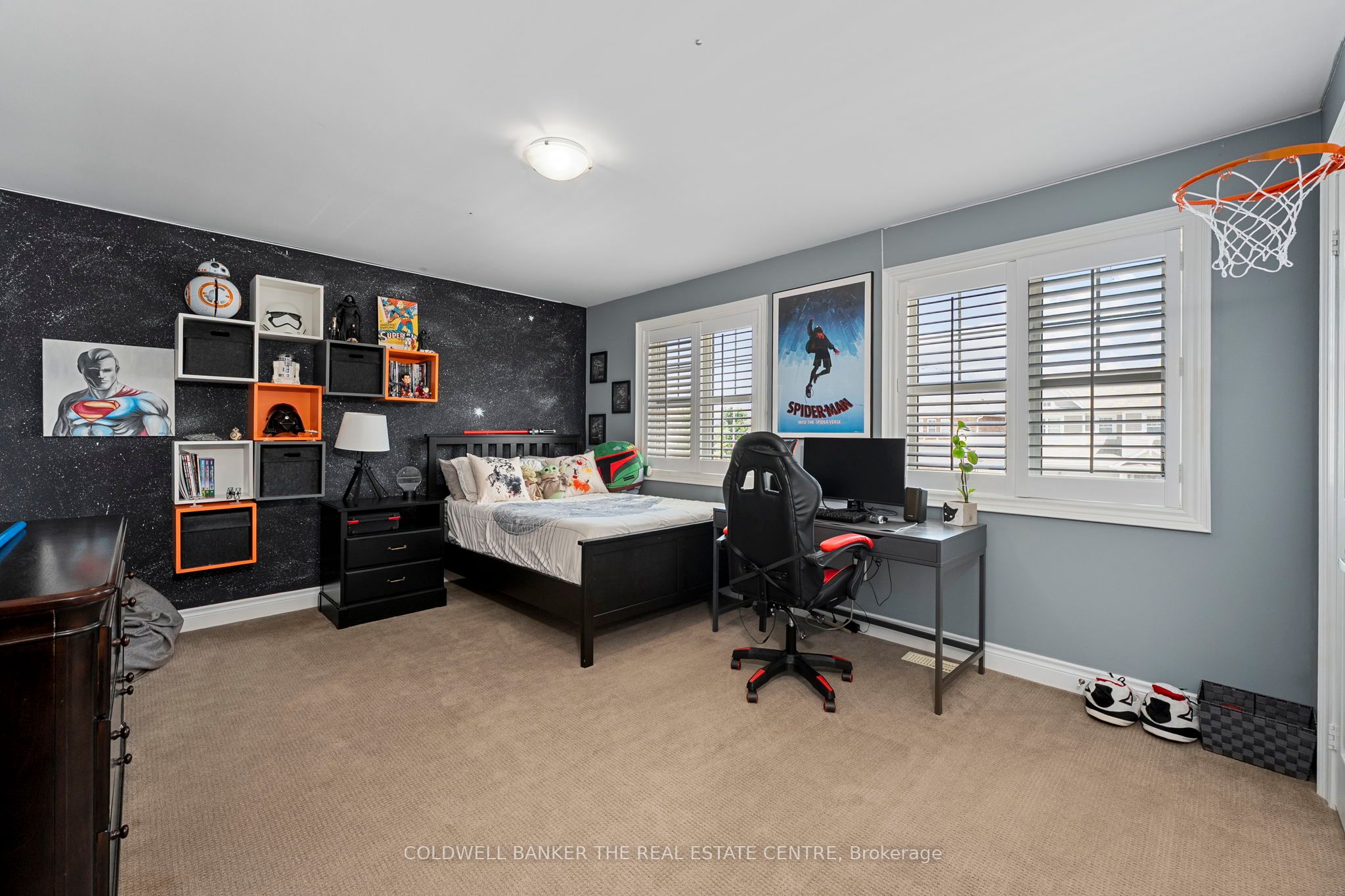 264 Church Street N Property Photo 23