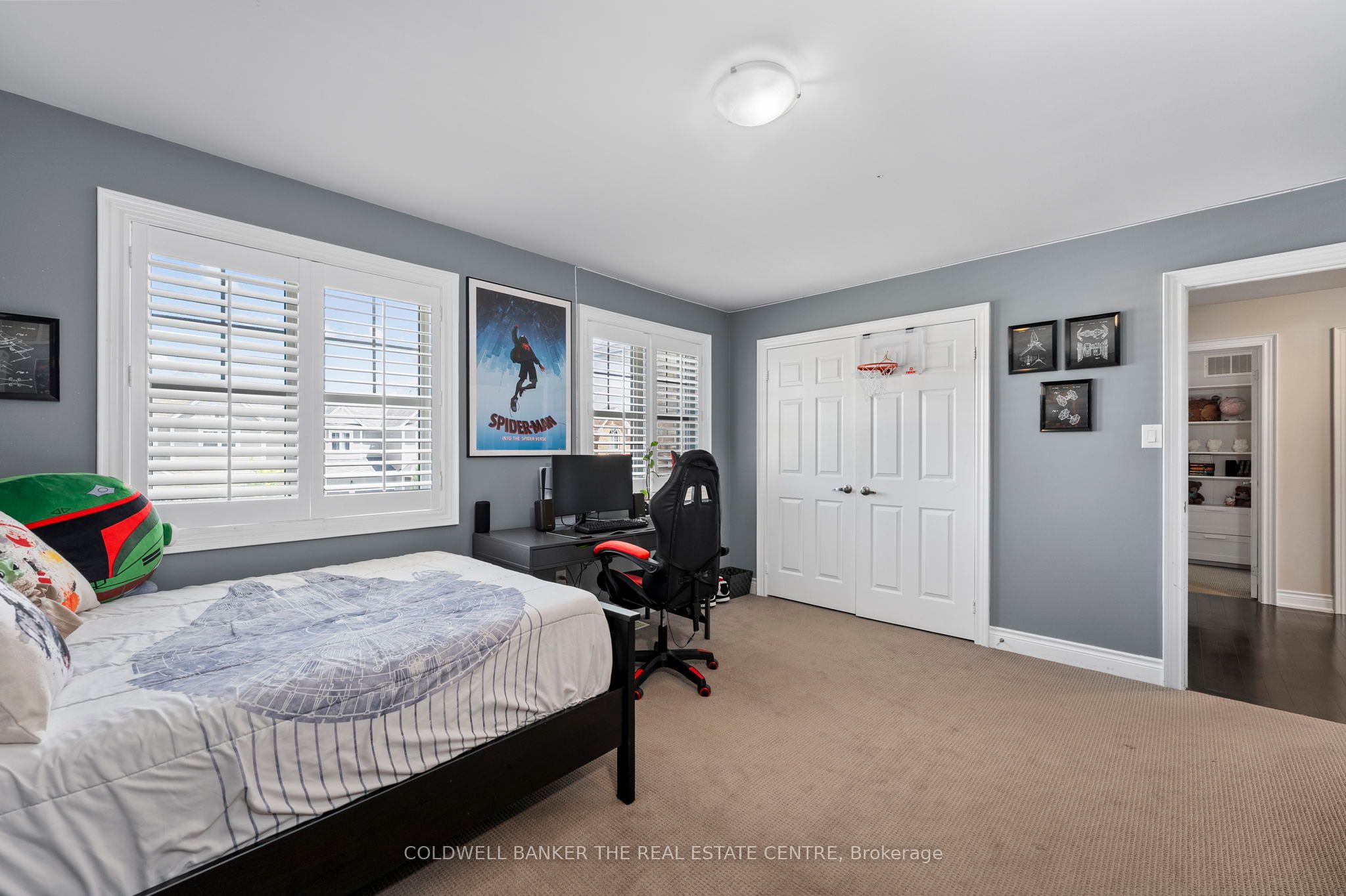264 Church Street N Property Photo 24