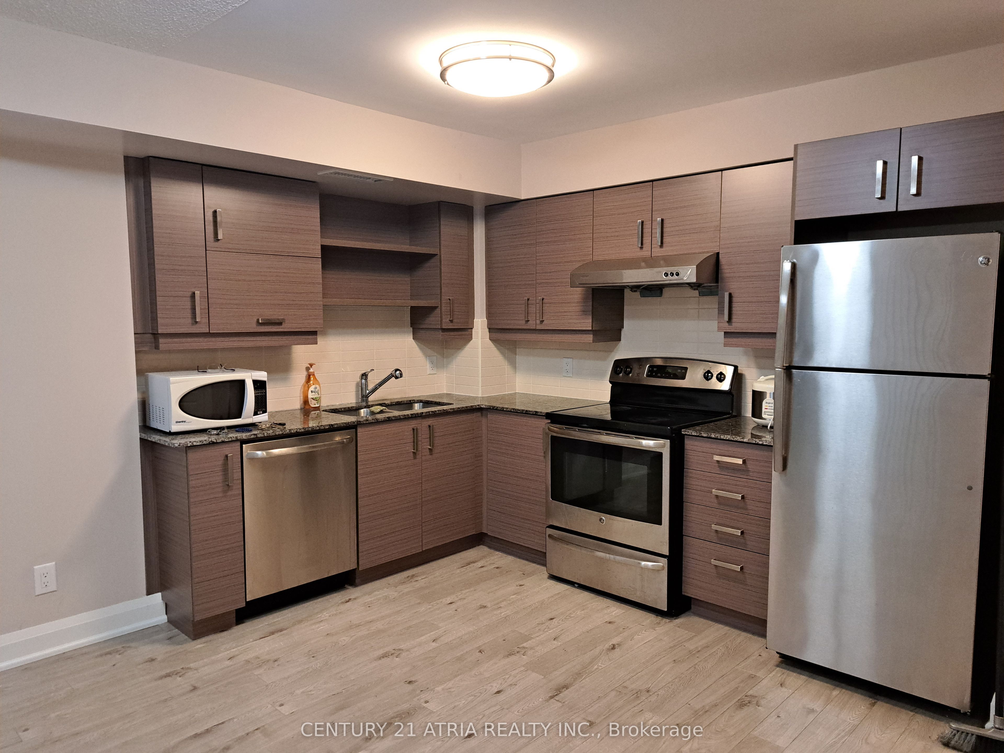 #517 - 1 Uptown Drive Property Photo 3