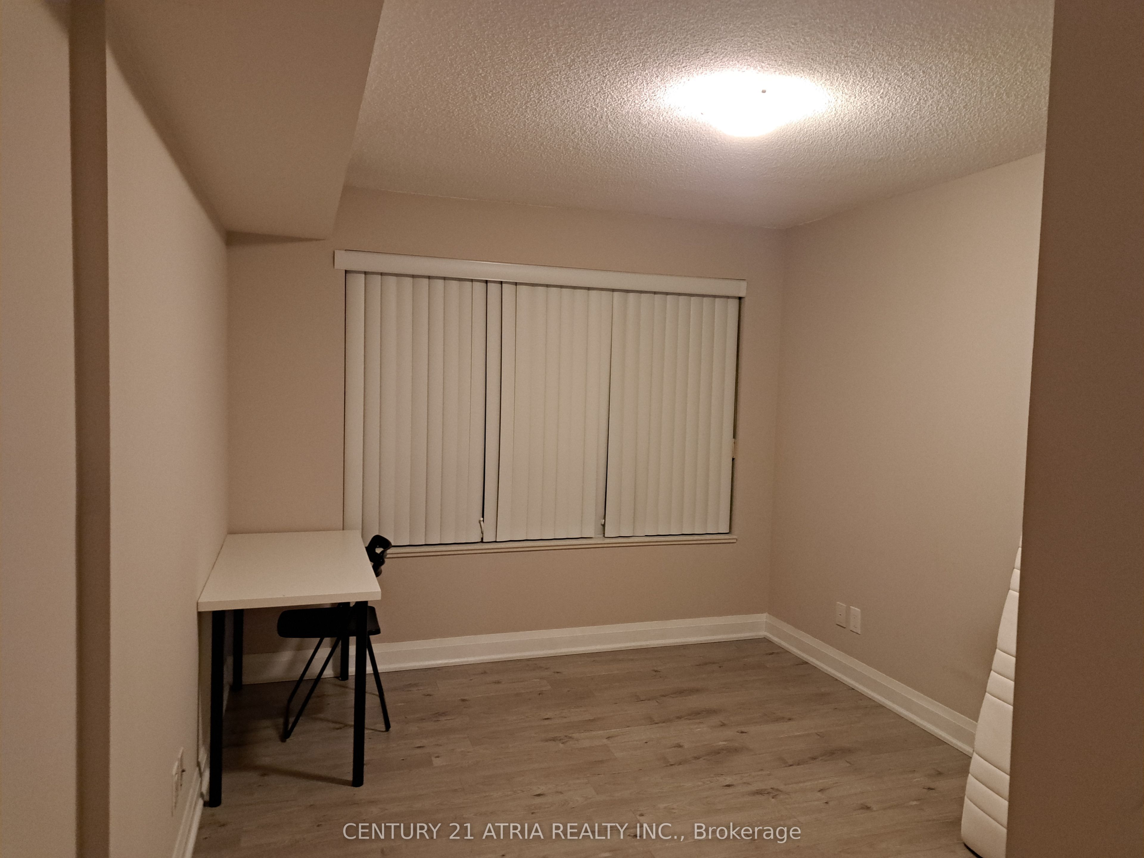 #517 - 1 Uptown Drive Property Photo 4