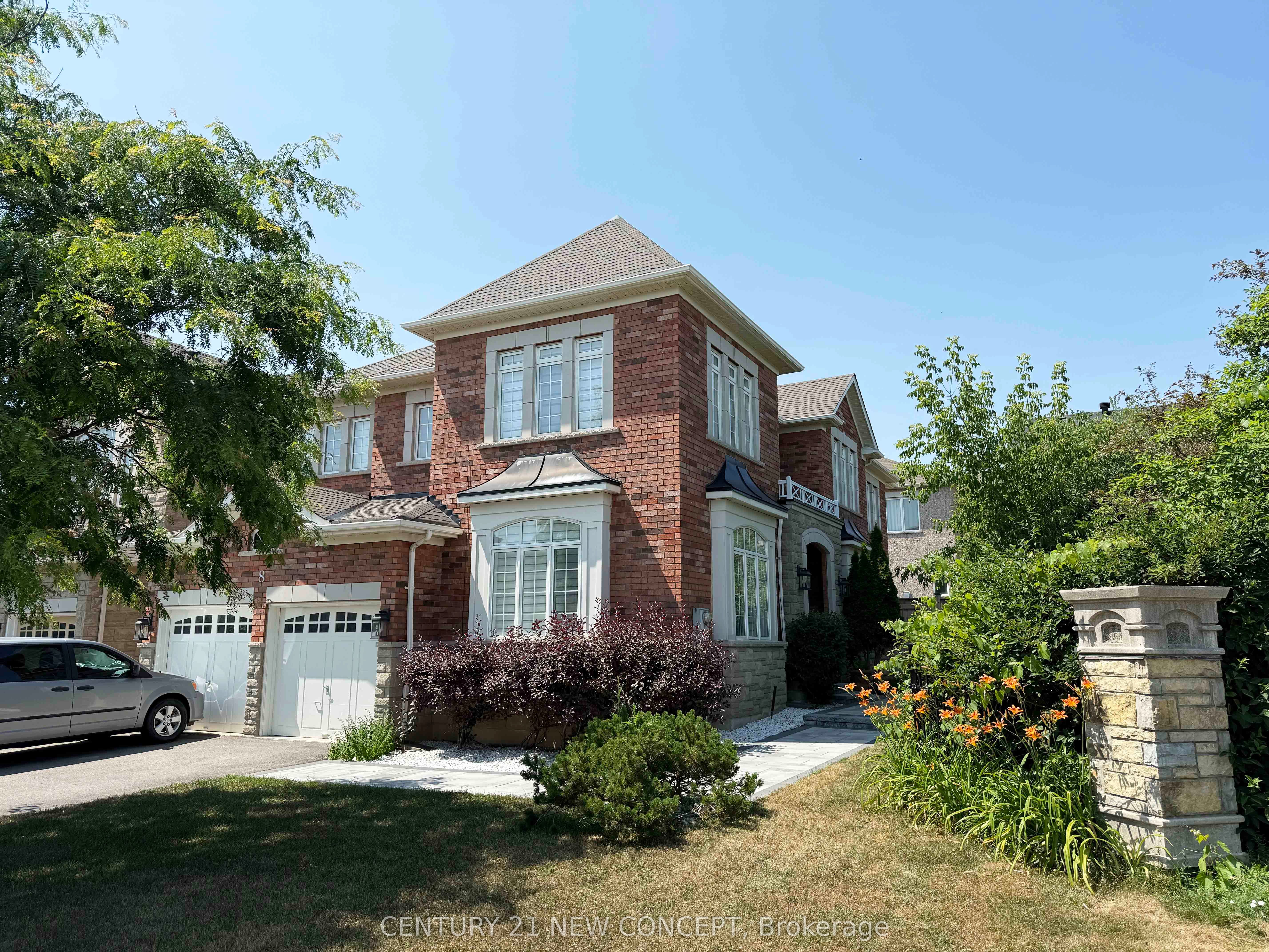 8 Valley Vista Drive Property Photo 1