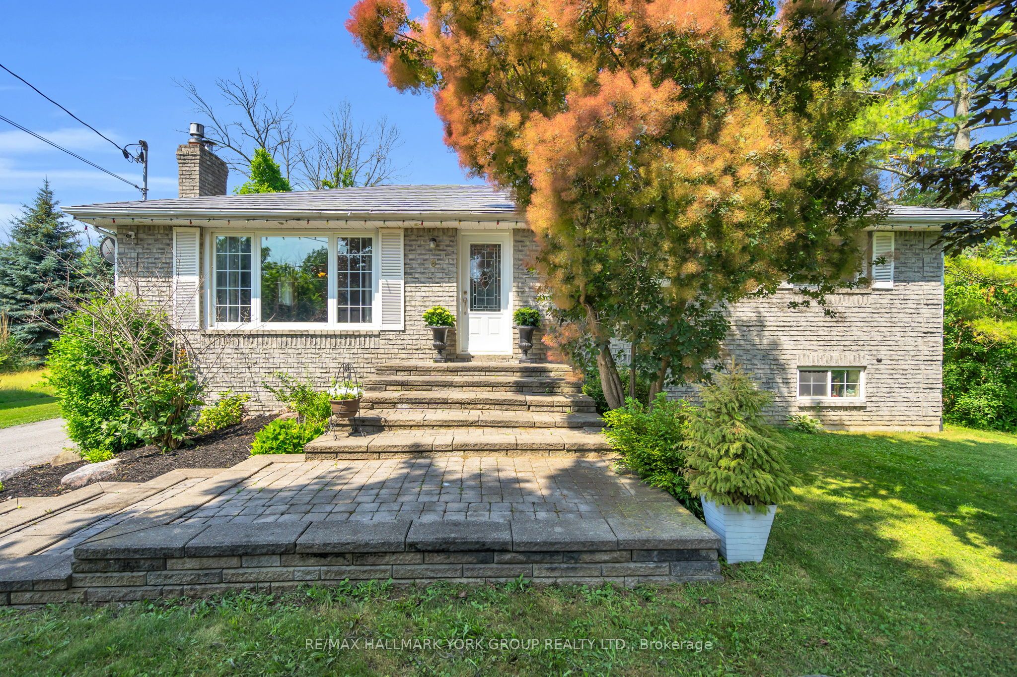8 Rushton Road Property Photo 1