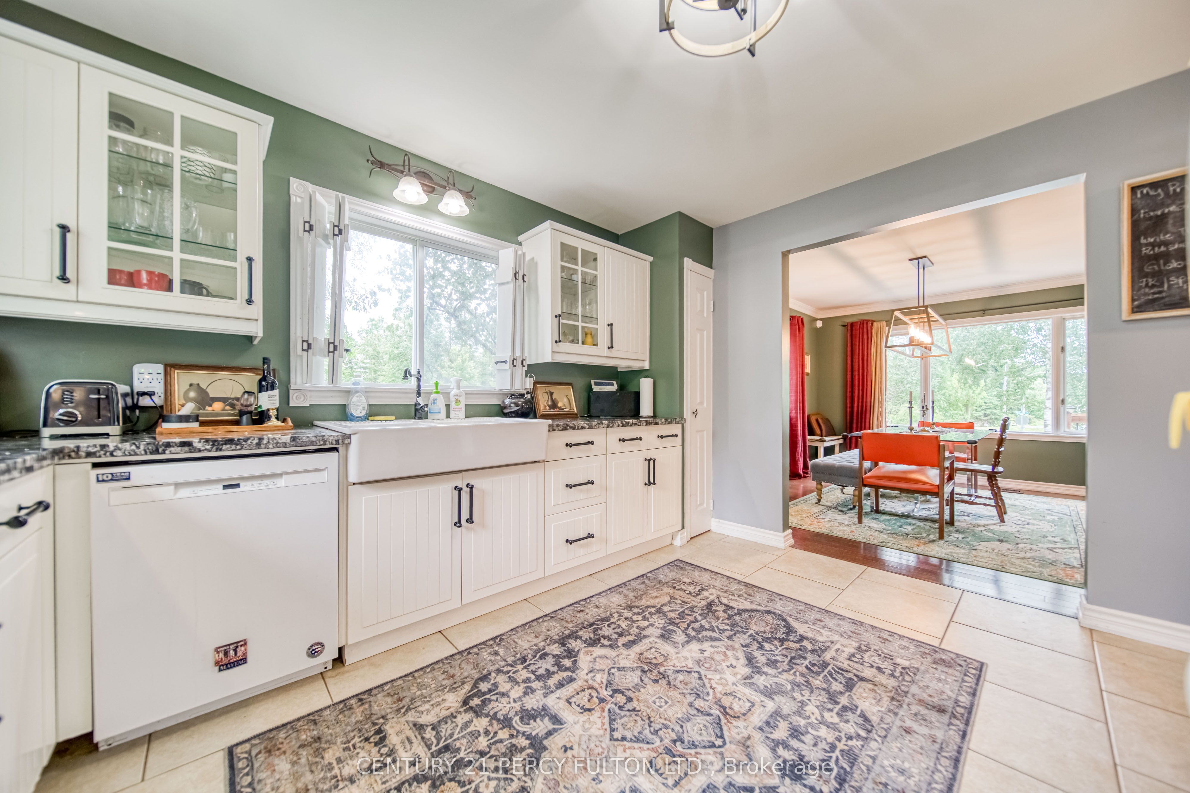 #upper - 744 William Street Property Photo 6