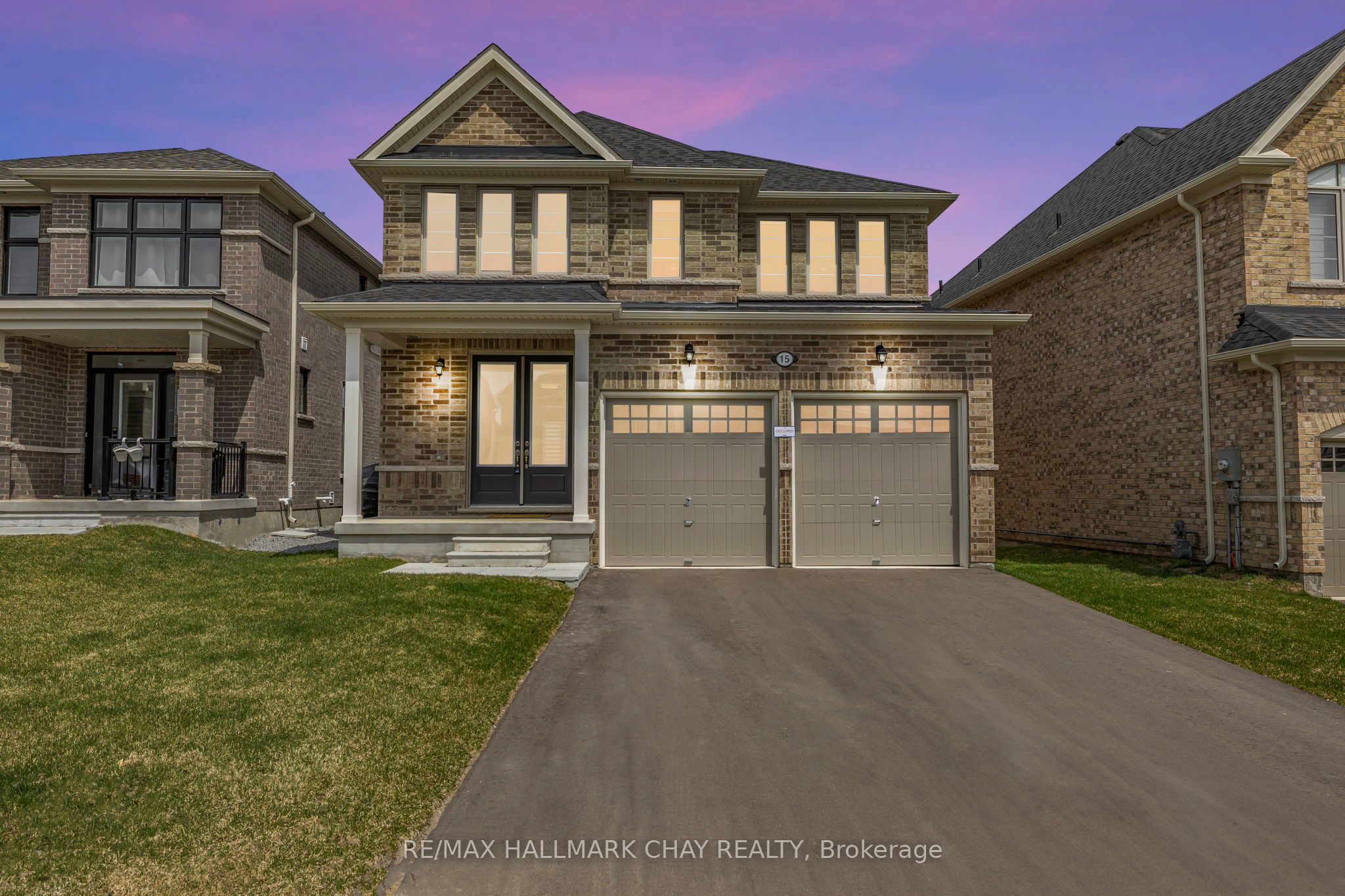 15 Sam Battaglia Cres Property Photo 1