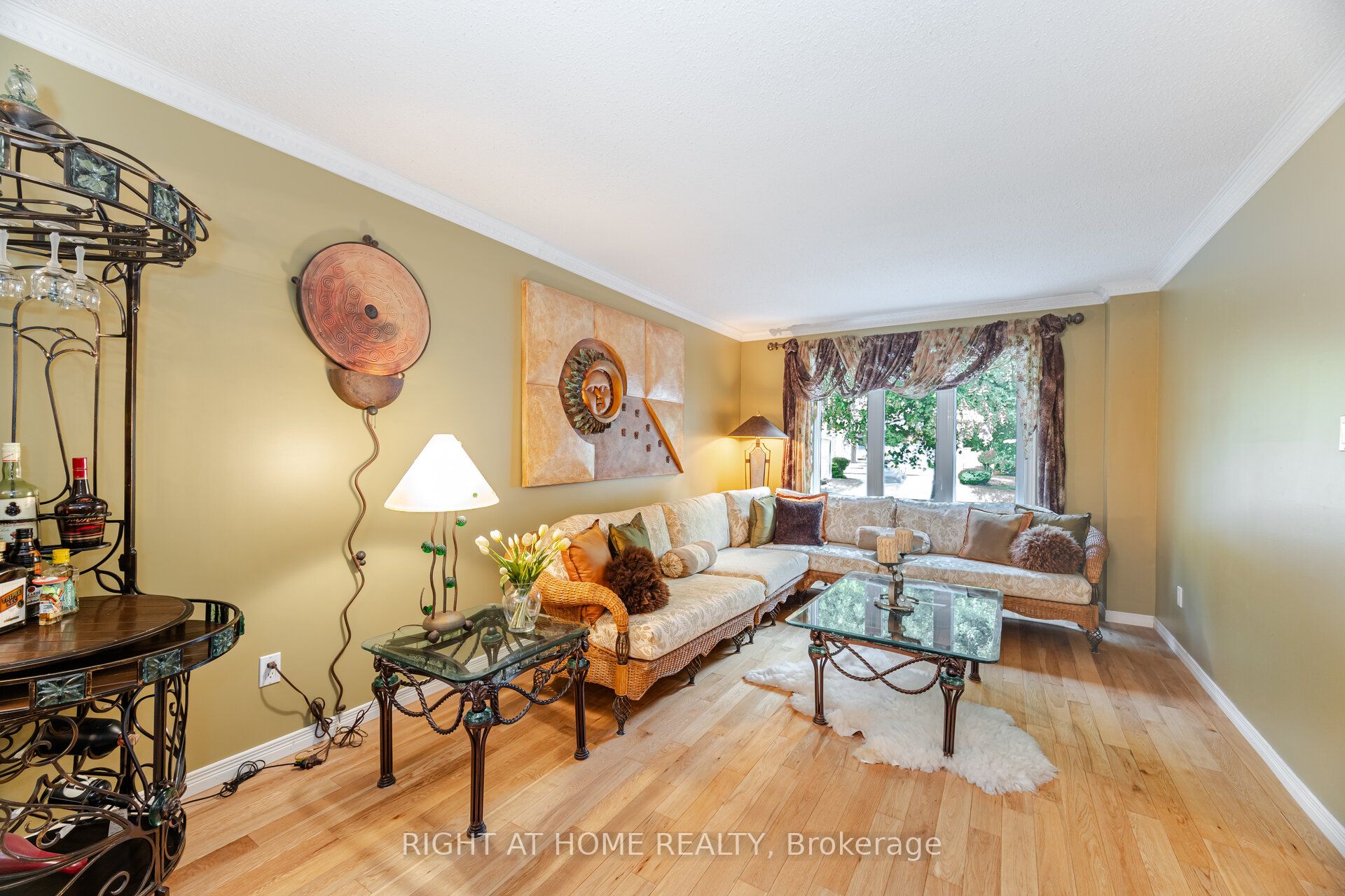 25 Feltham Road Property Photo 3
