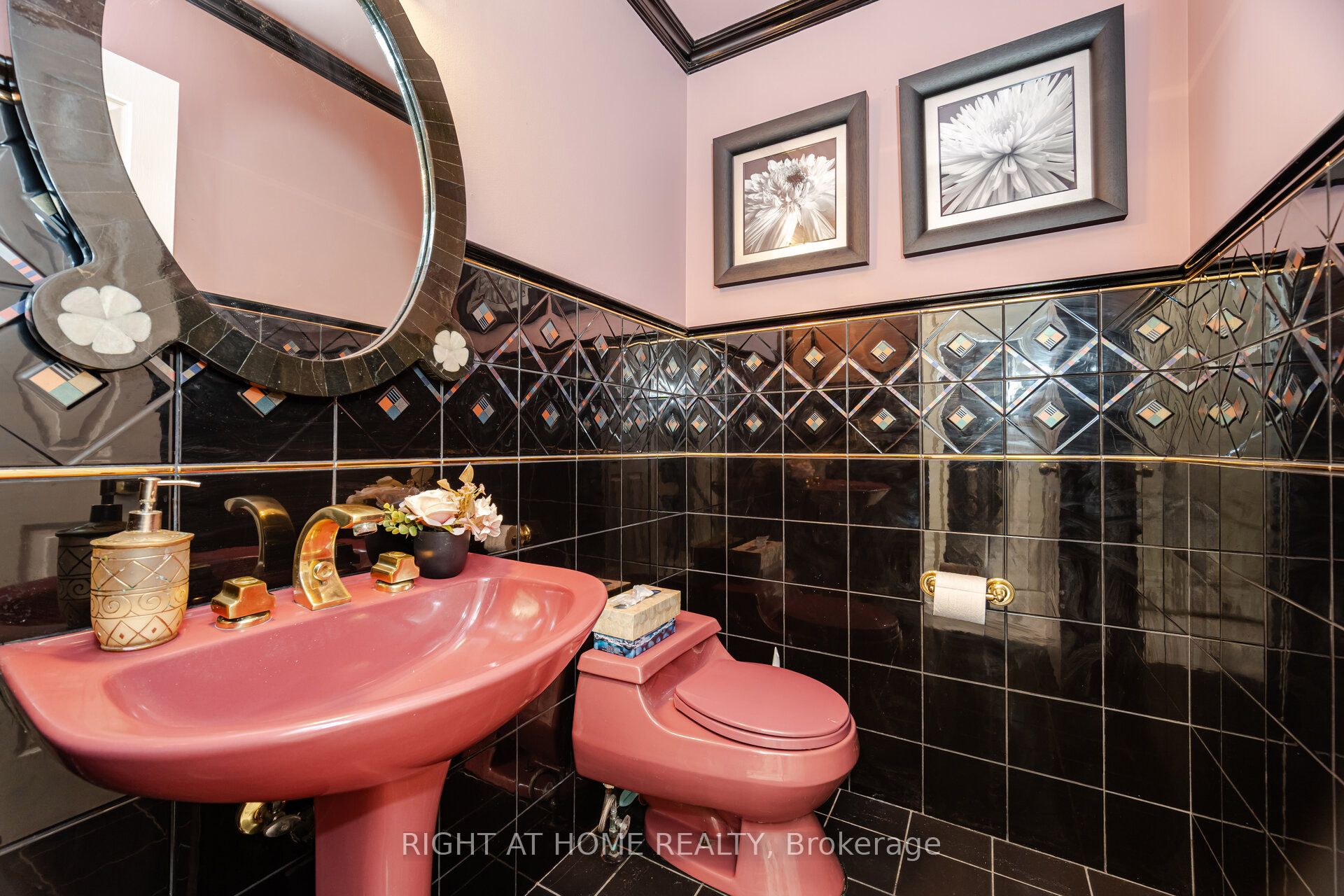 25 Feltham Road Property Photo 11