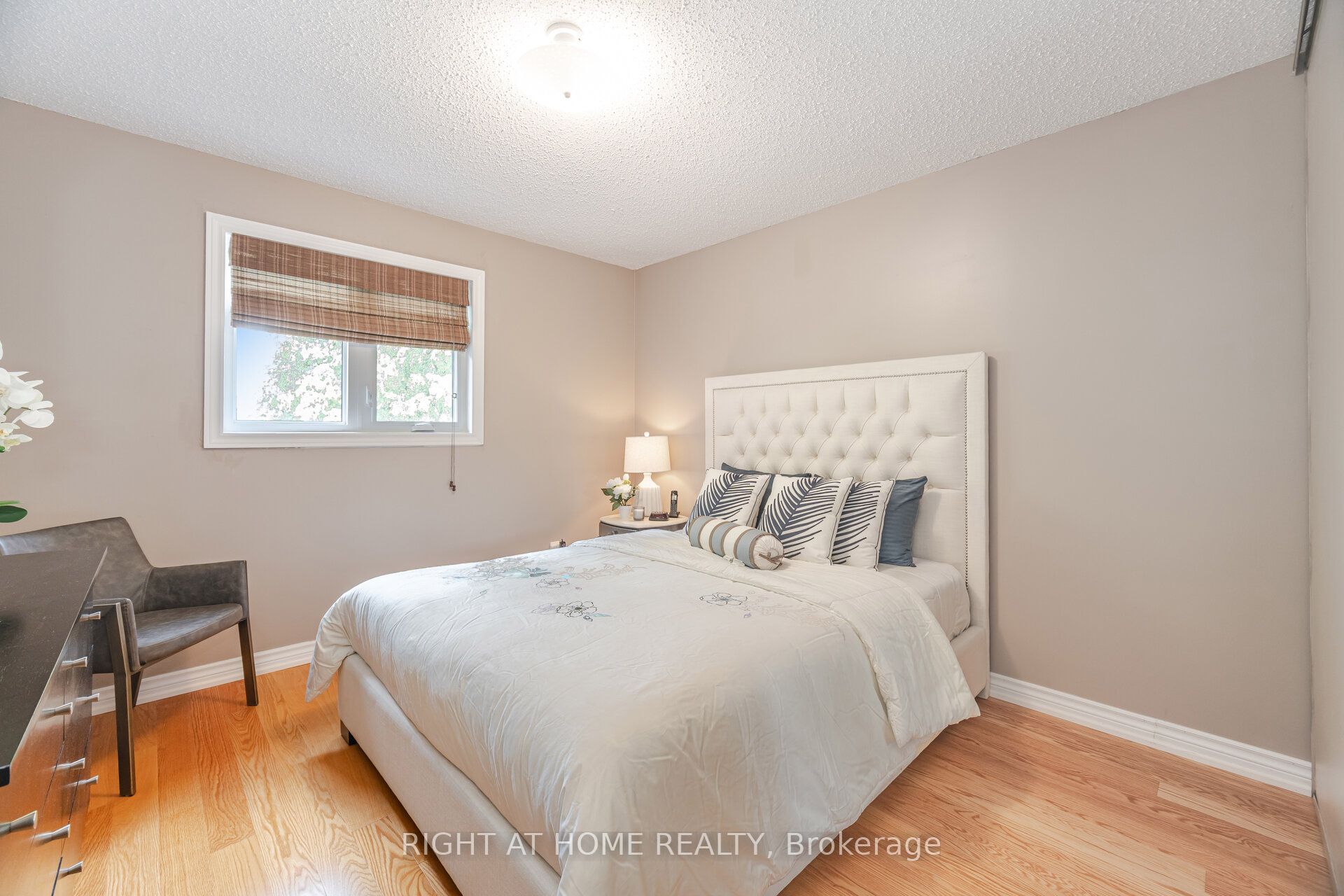25 Feltham Road Property Photo 19