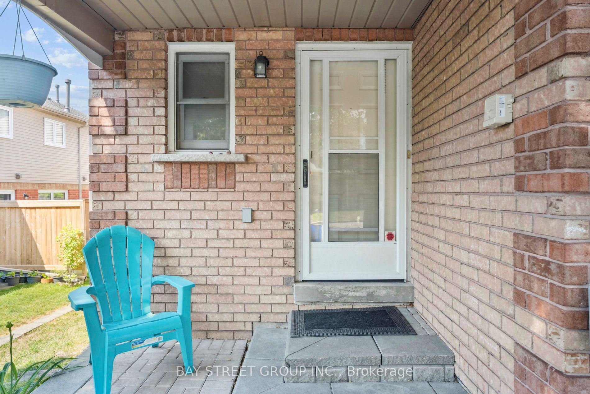 873 Playter Crescent Property Photo 7