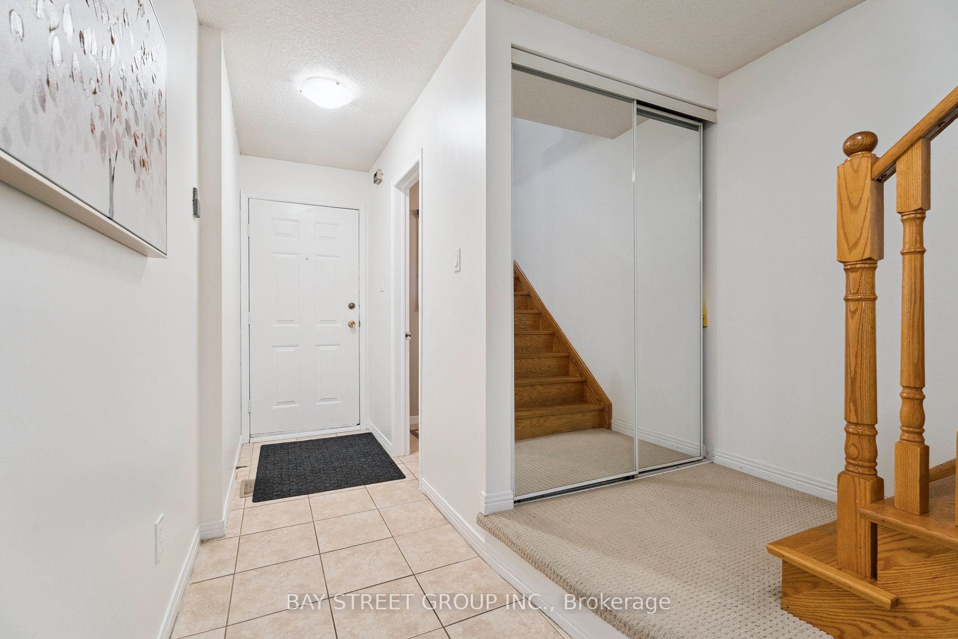 873 Playter Crescent Property Photo 9