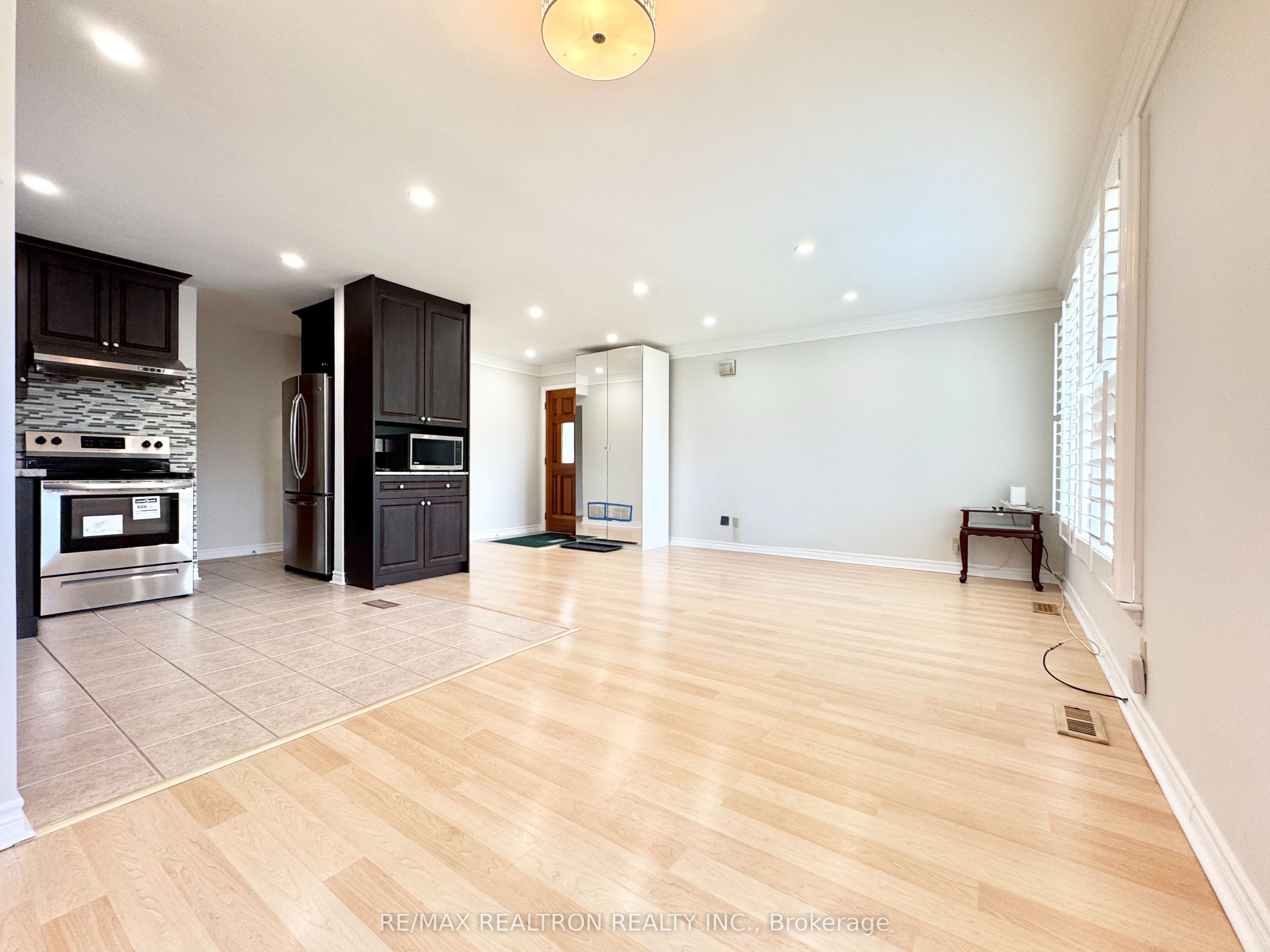 173 Norfolk Avenue Main Property Photo 8