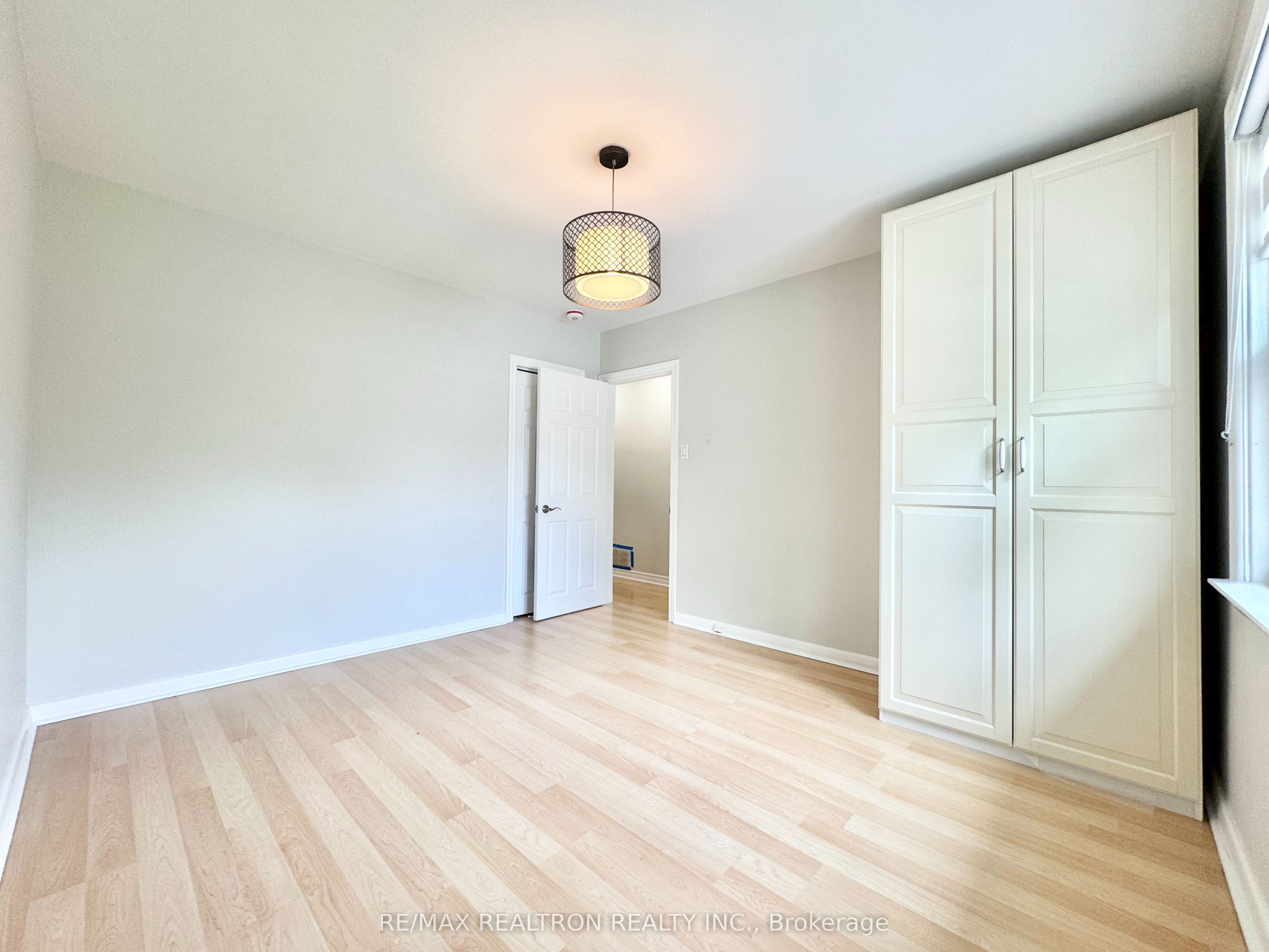 173 Norfolk Avenue Main Property Photo 16