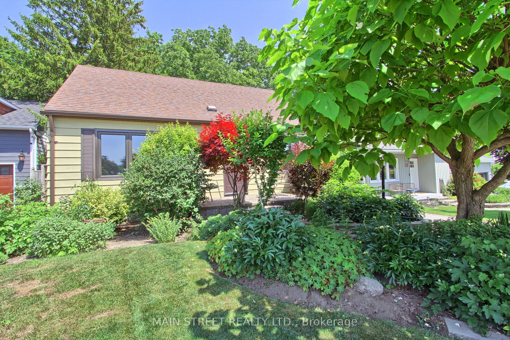 287 Avenue Road Property Photo 1