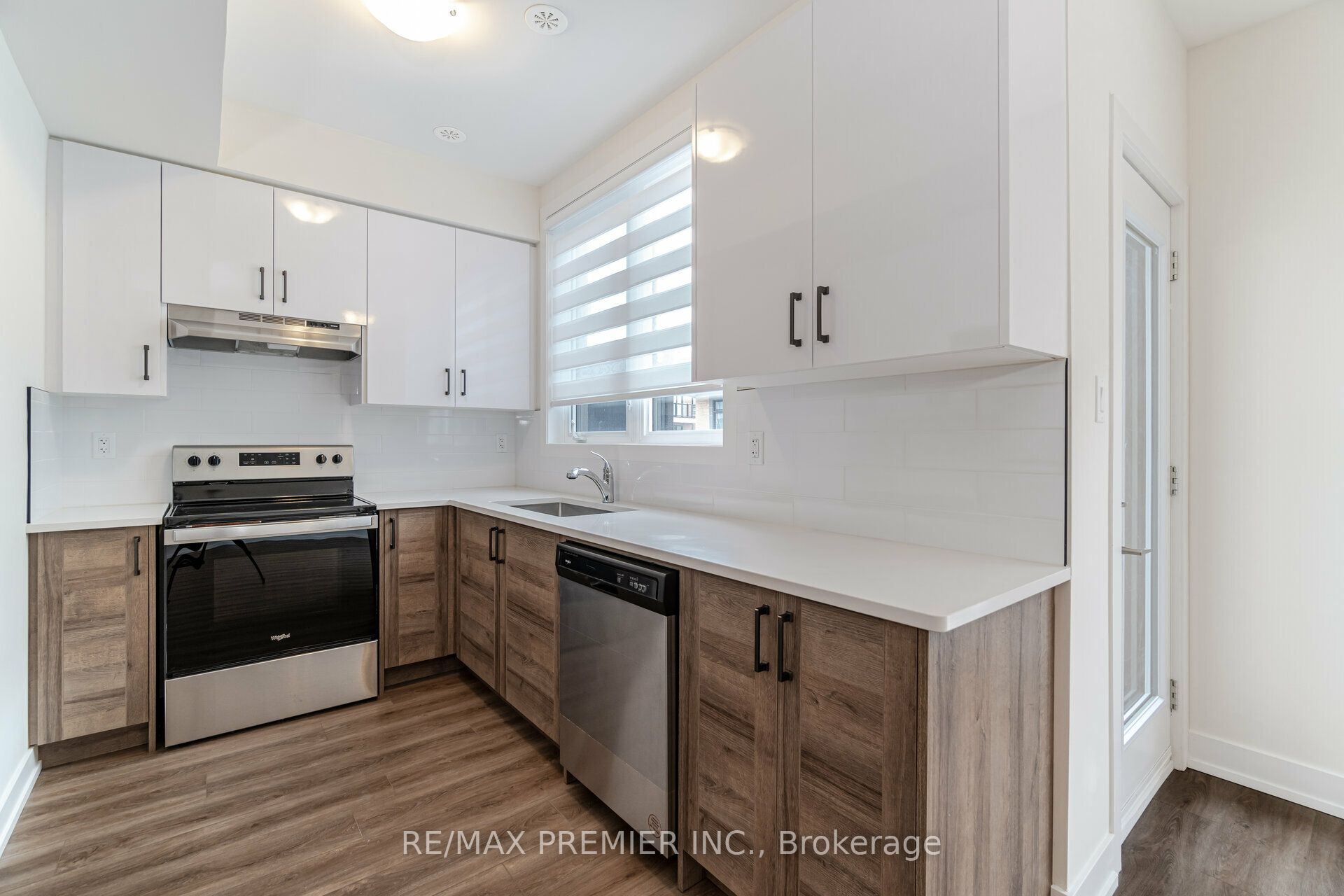 #2 - 12860 Yonge Street Property Photo 7