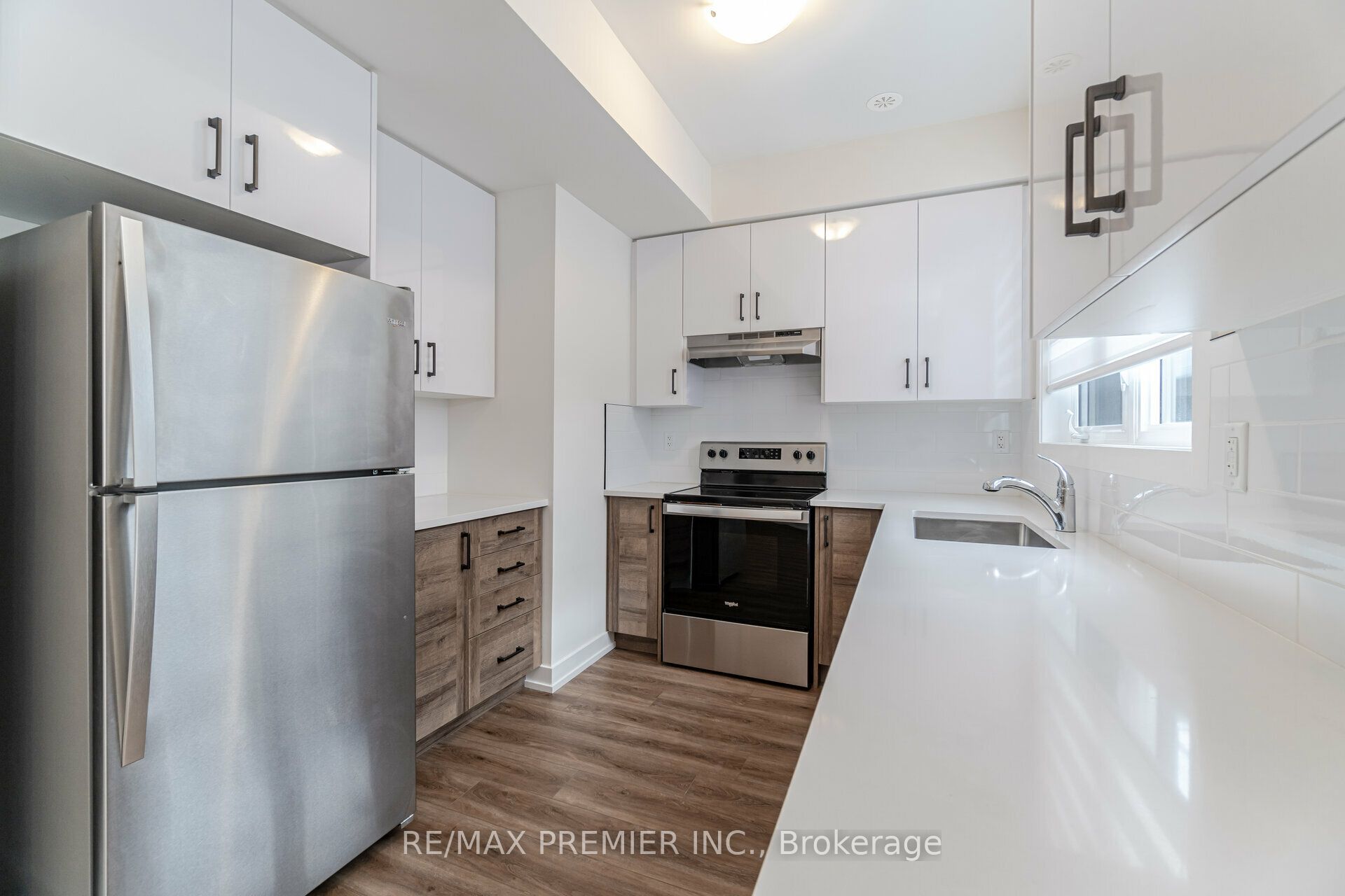 #2 - 12860 Yonge Street Property Photo 8