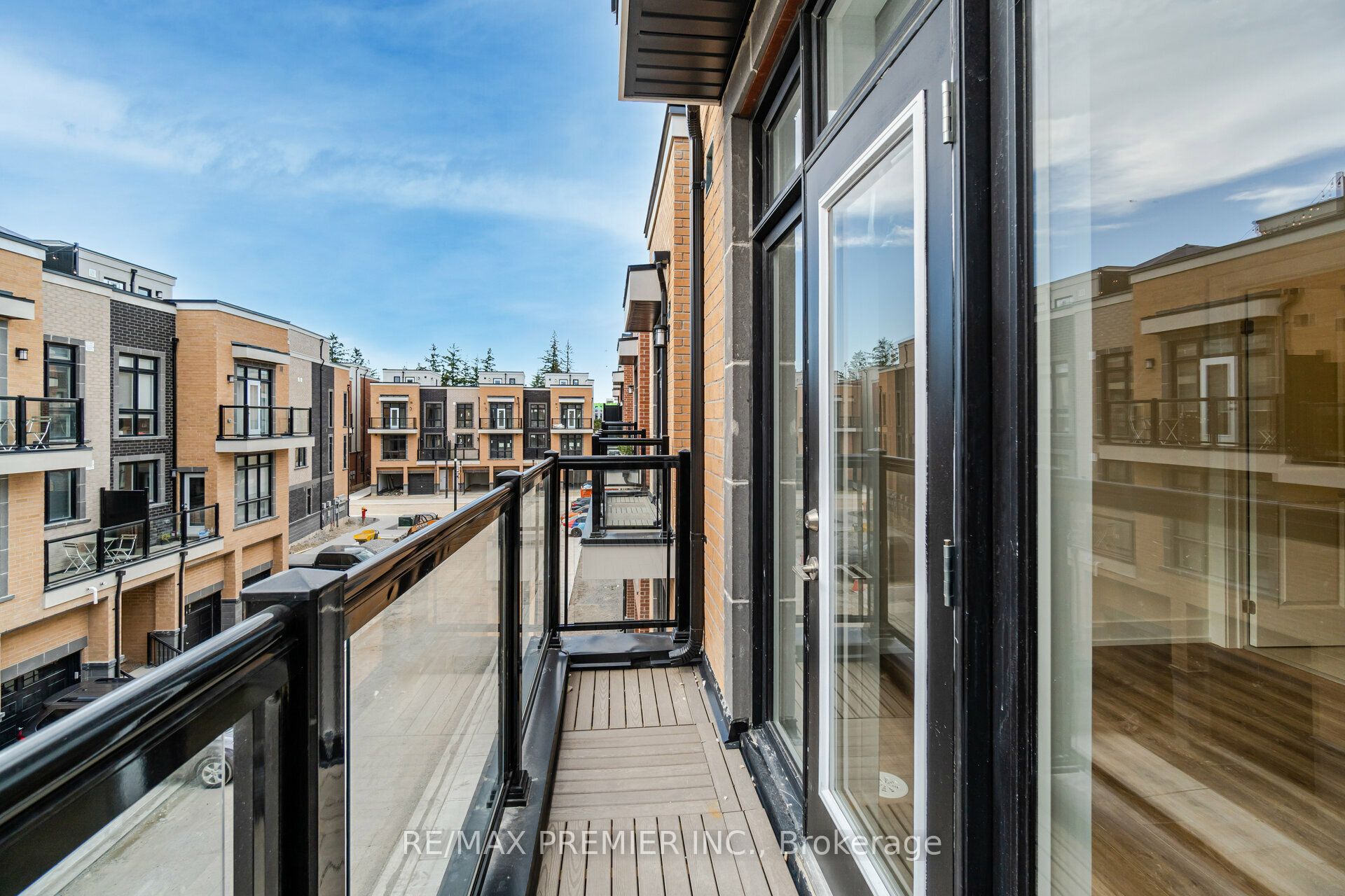 #2 - 12860 Yonge Street Property Photo 10