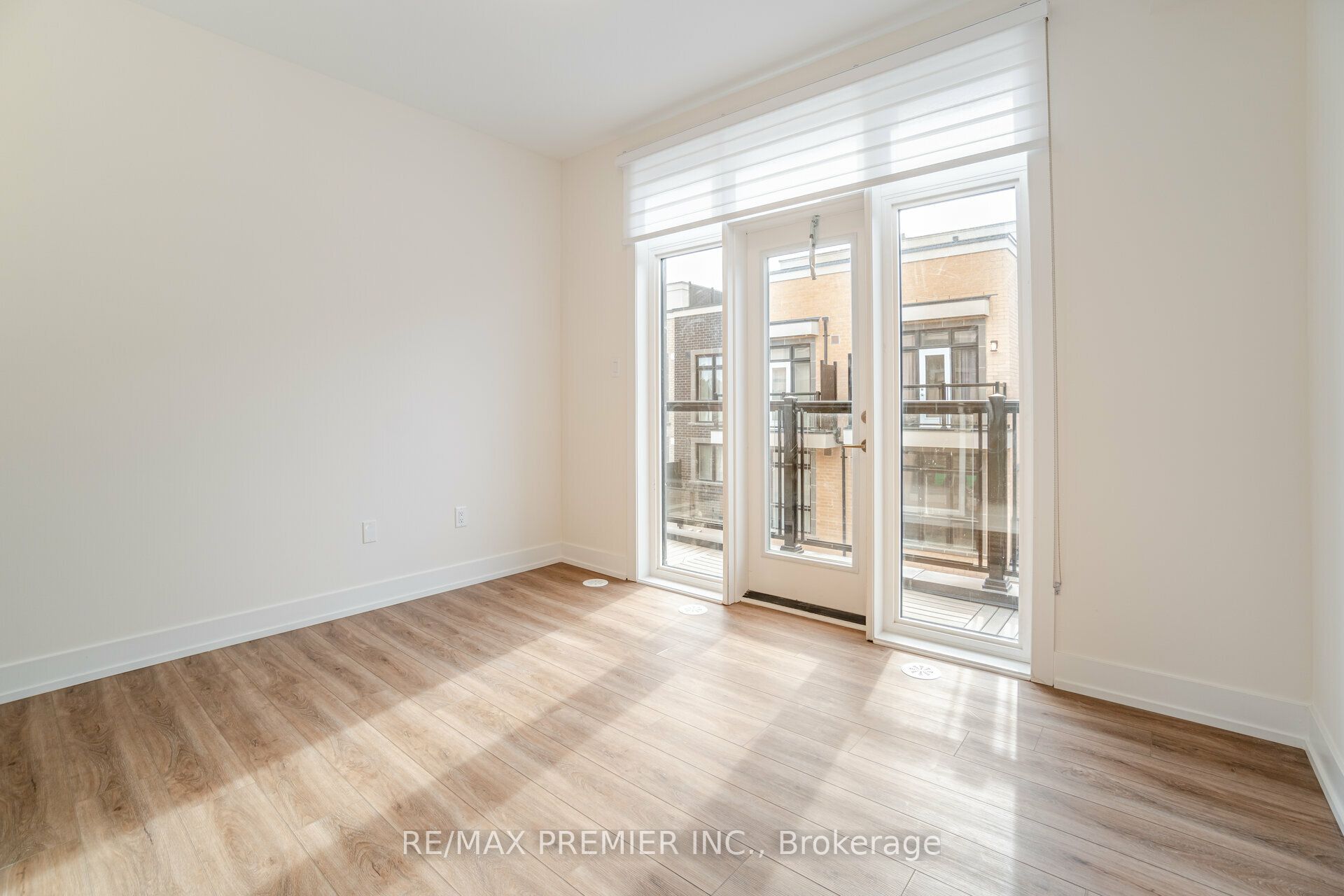 #2 - 12860 Yonge Street Property Photo 15
