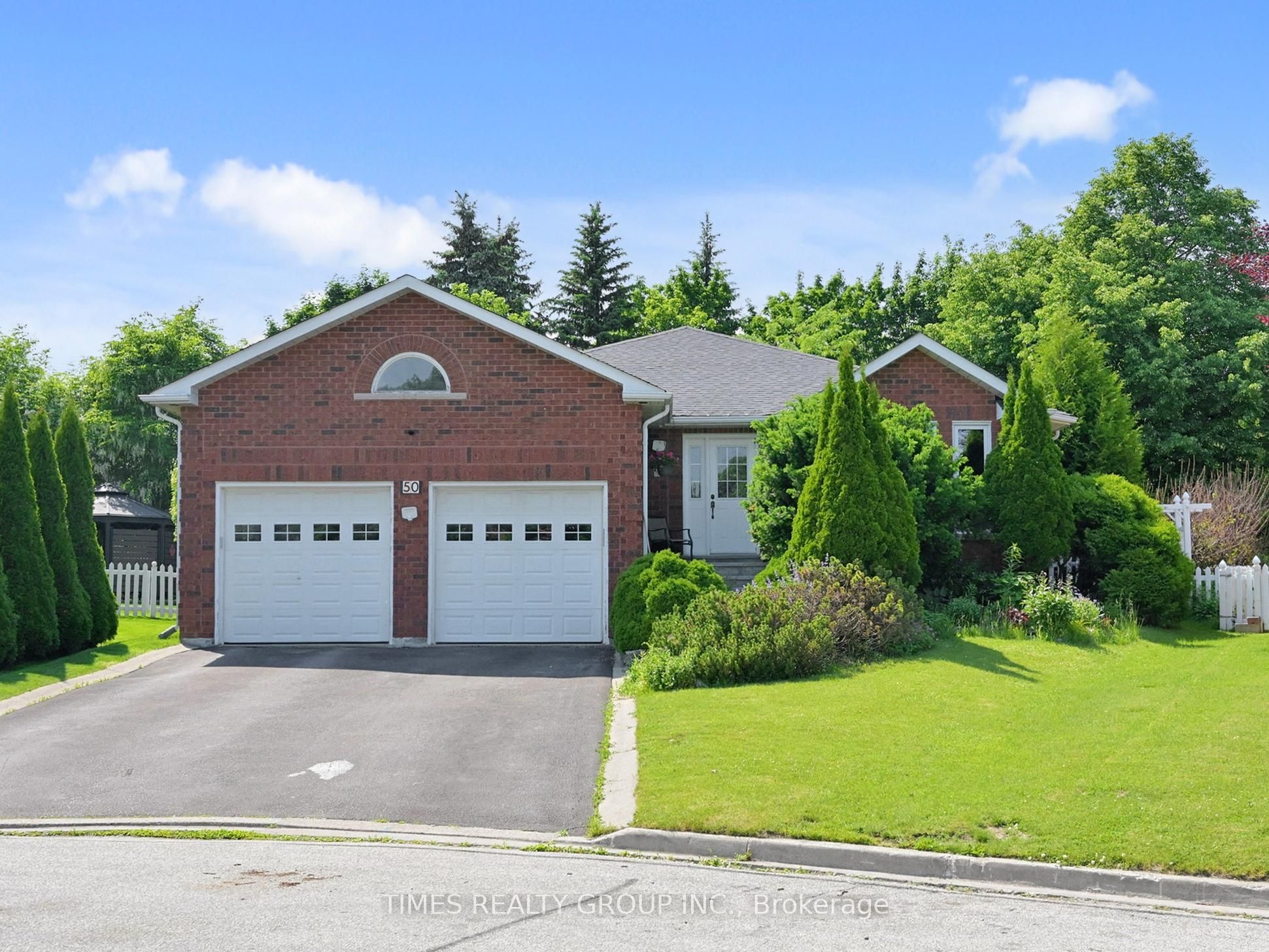 50 Depeuter Crescent Property Photo 1