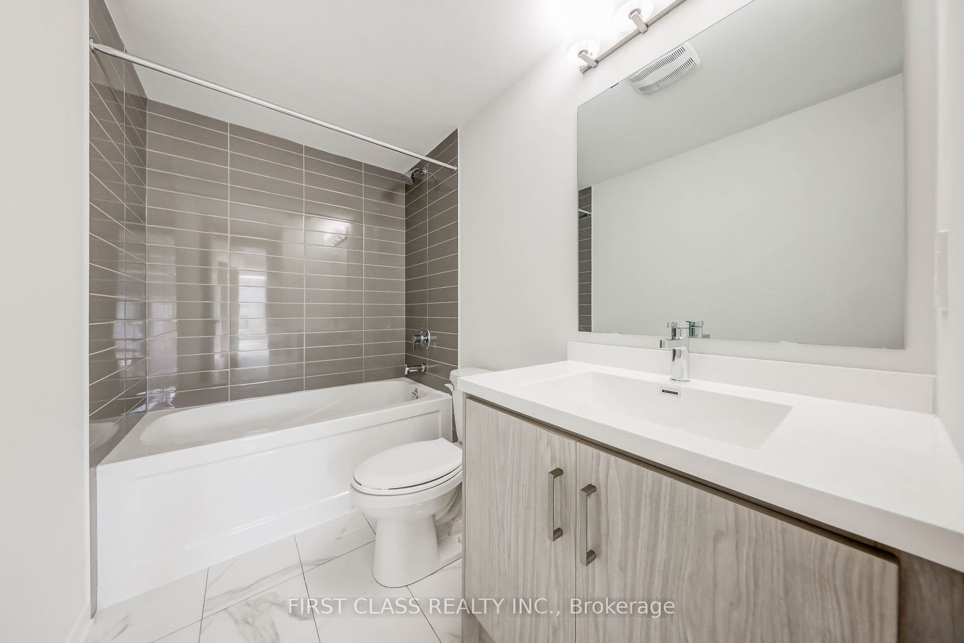 31 Honeycrisp Crescent Th 54 Property Photo 18