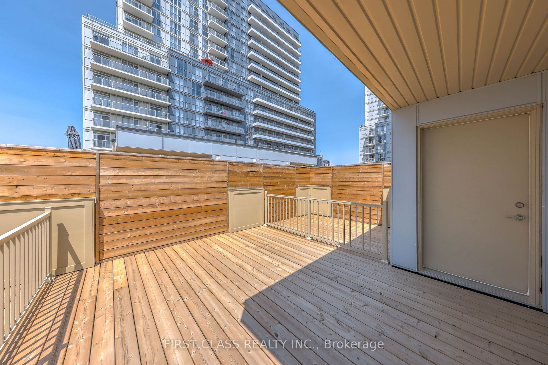 31 Honeycrisp Crescent Th 54 Property Photo 23
