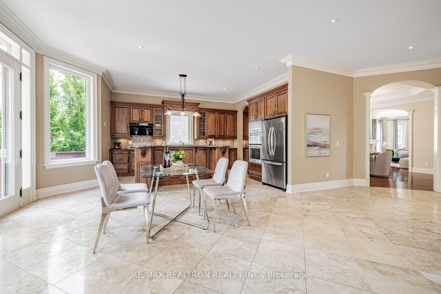 12 Orlon Crescent Property Photo 14