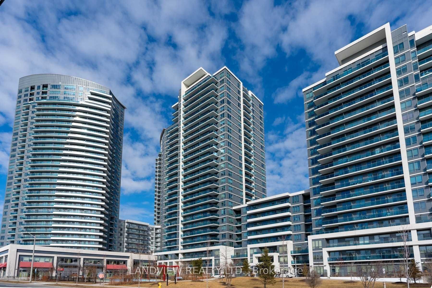 7165 Yonge Street Ph305 Property Photo 1