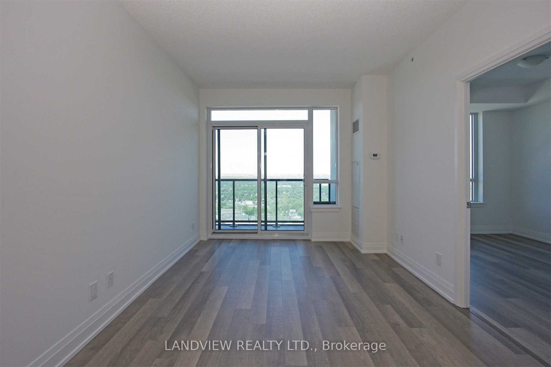 7165 Yonge Street Ph305 Property Photo 7