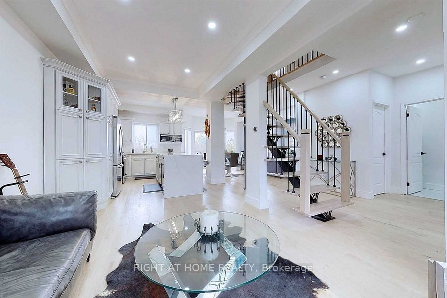 1269 Gina Street Property Photo 2